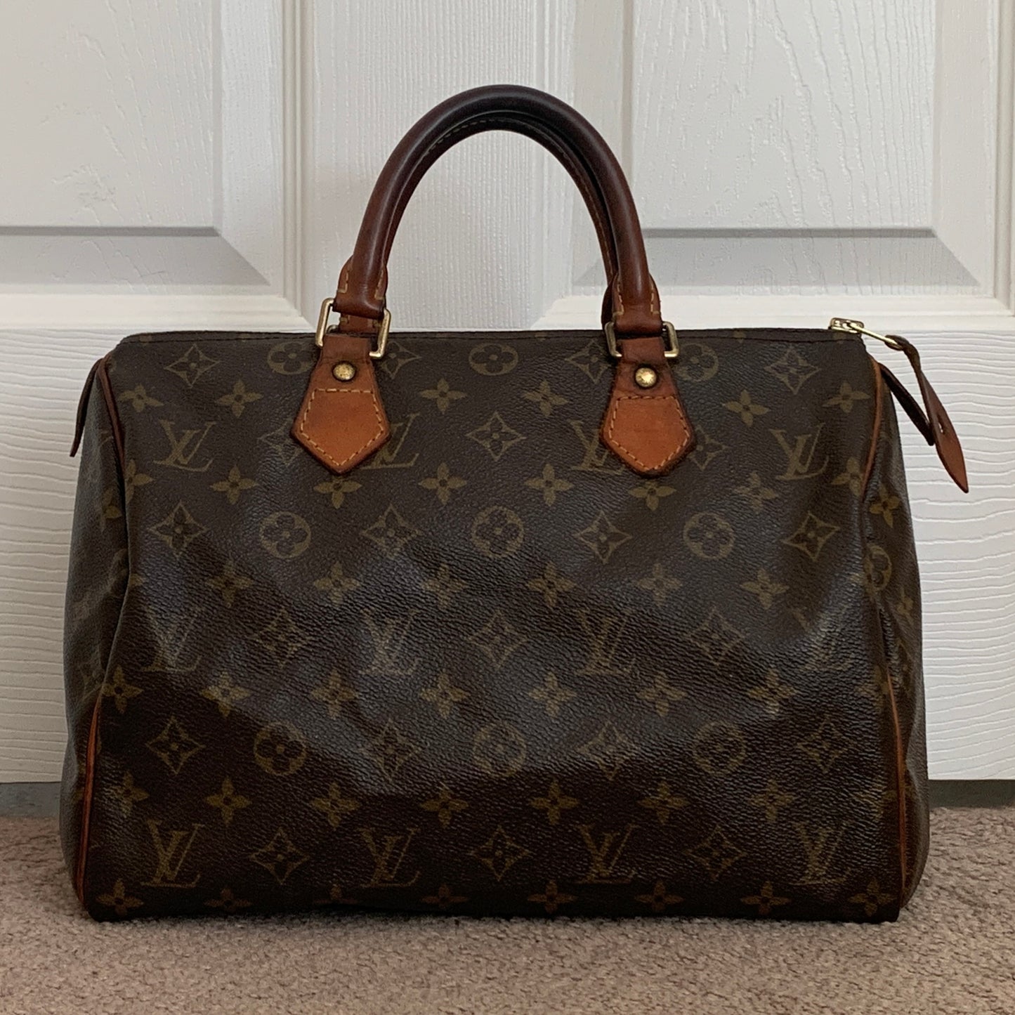Authentic Louis Vuitton vintage speedy 30 handbag