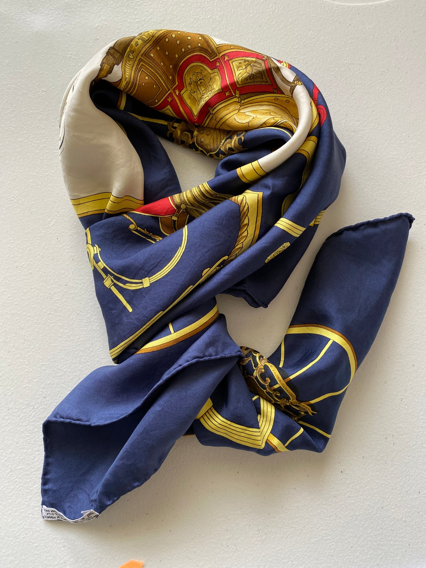 Hermes 90 cm large silk scarf authentic with COA