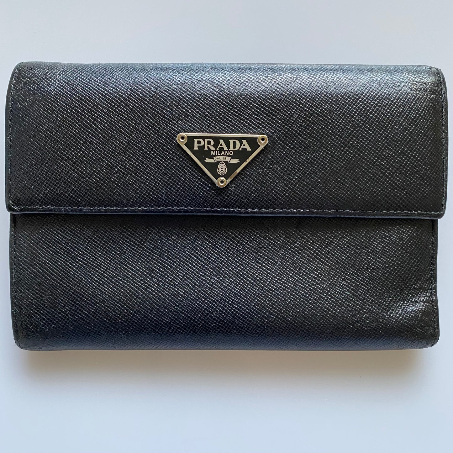 PRADA black saffiano leather wallet Authentic with COA