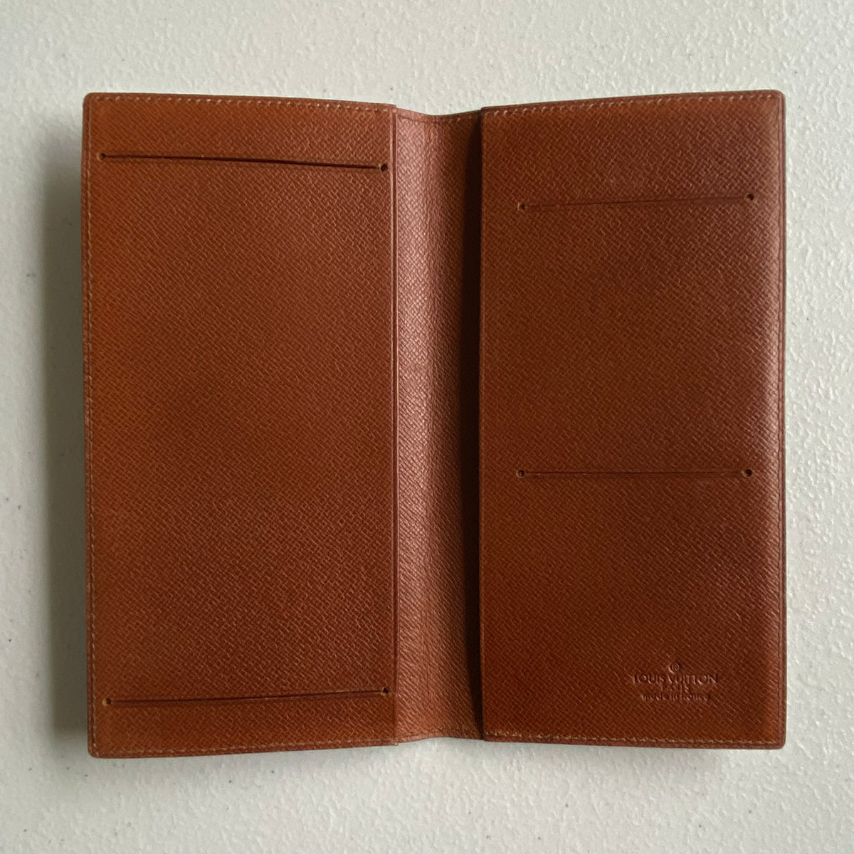 Louis Vuitton monogram long card holder Authentic with COA 6.8x3.6