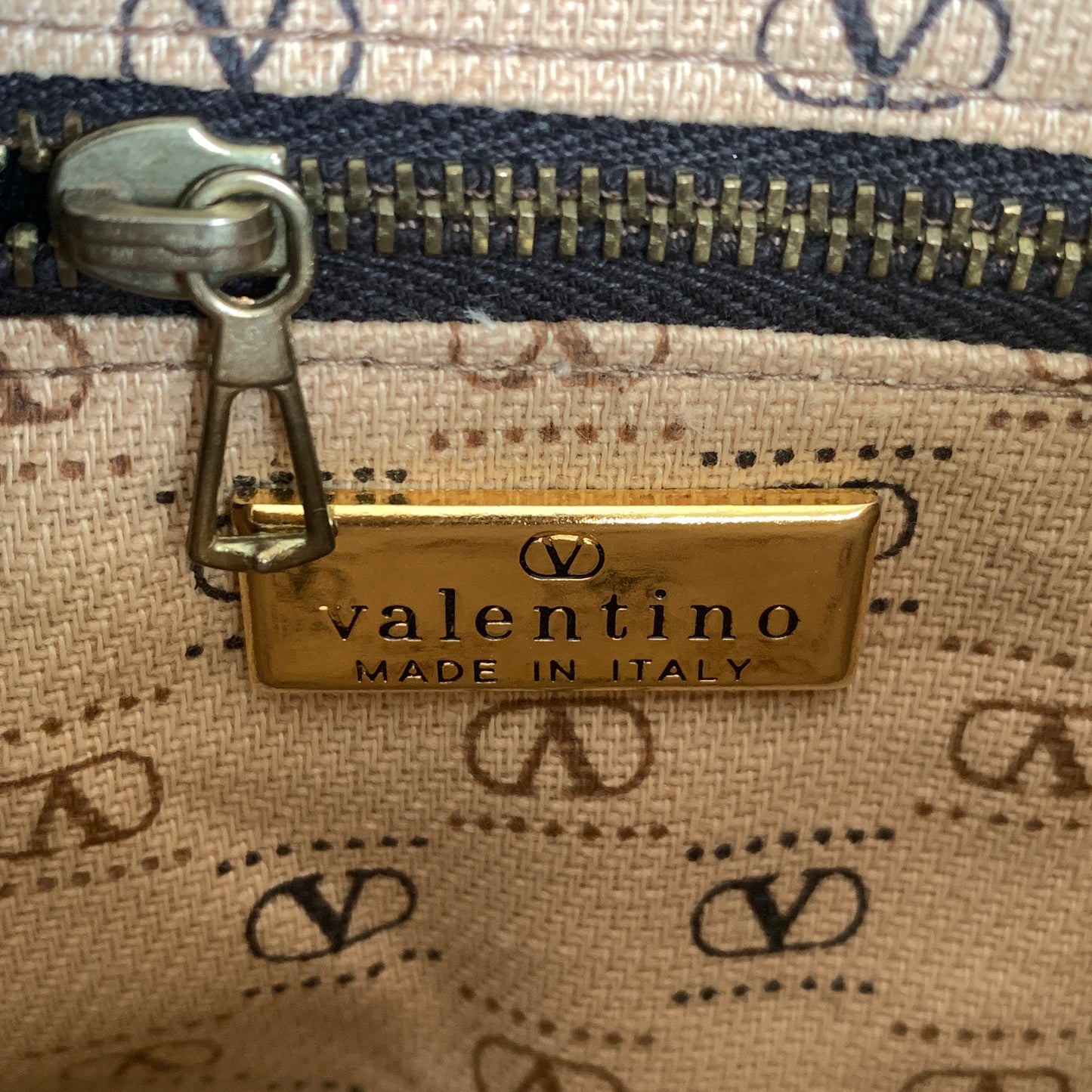 Valentino V logo burgundy suede leather crossbody bag Authentic with COA