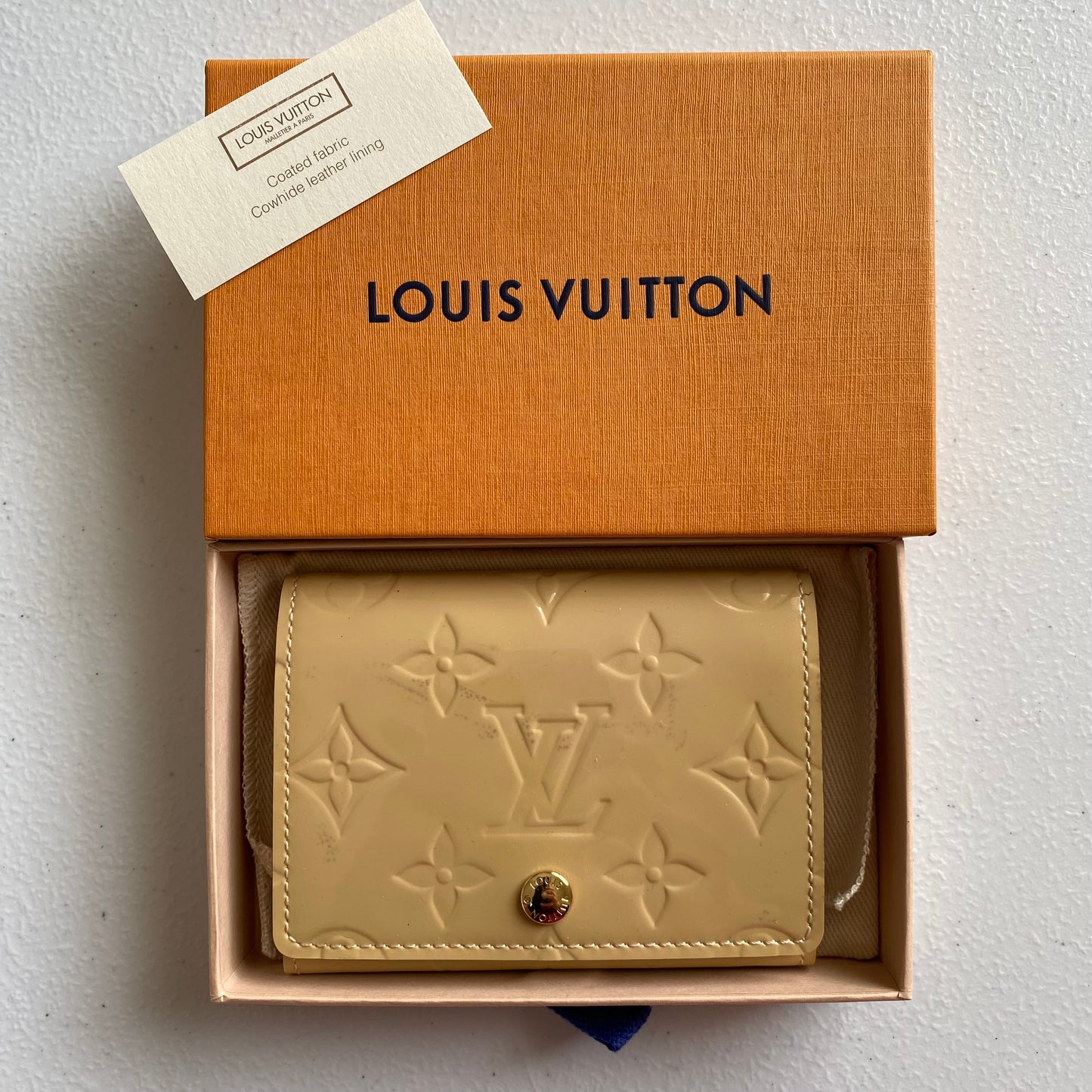 Louis Vuitton wallet CA3154 Authentic with CIA 4.1x3.1