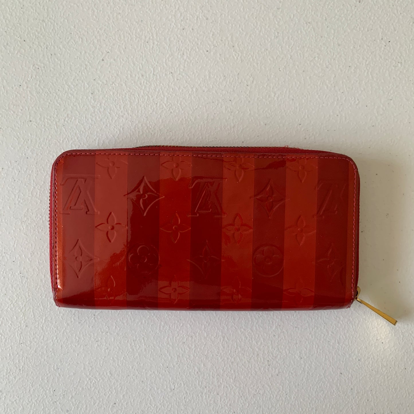 Louis vuitton red striped zippy Vernis wallet ca4131 authentic w/ COA
