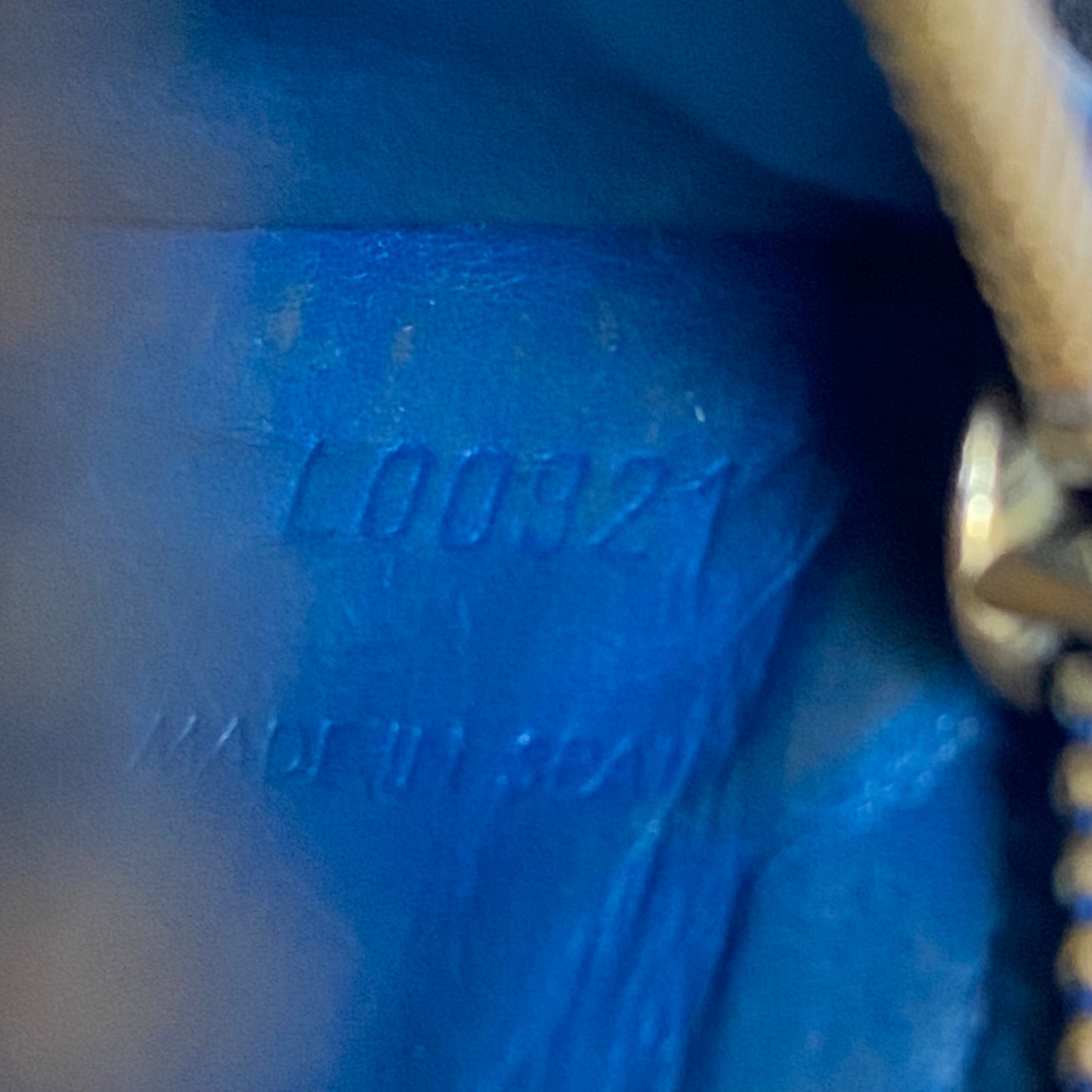 Louis Vuitton blue Epi leather key pouch L00921 Authentic with coa