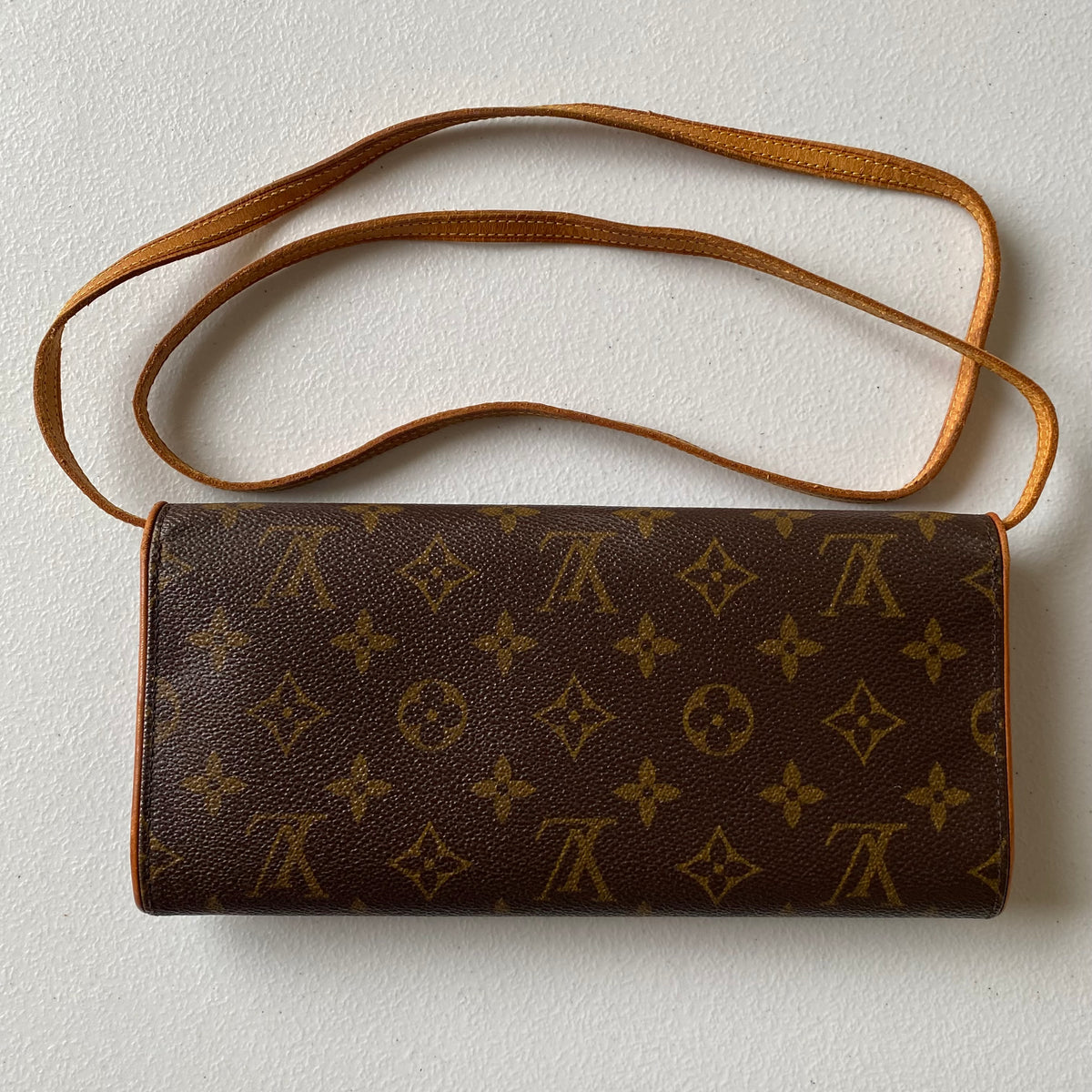 Louis Vuitton monogram Pochette Twin GM FL1001 crossbody bag Authentic with COA 9.6x4.8x1