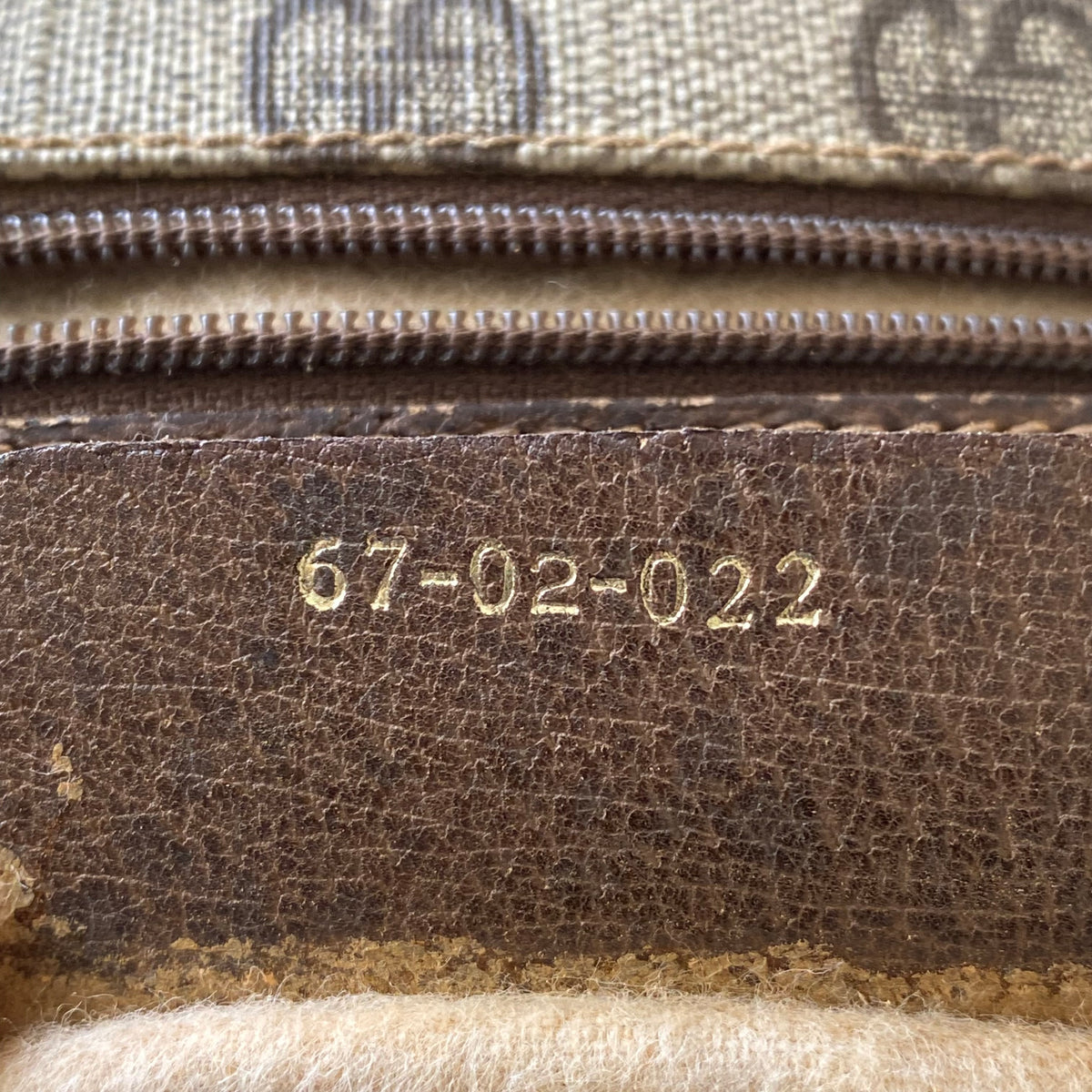 Gucci GG monogram crossbody bag Authentic with COA 11.3x7.8x2.7