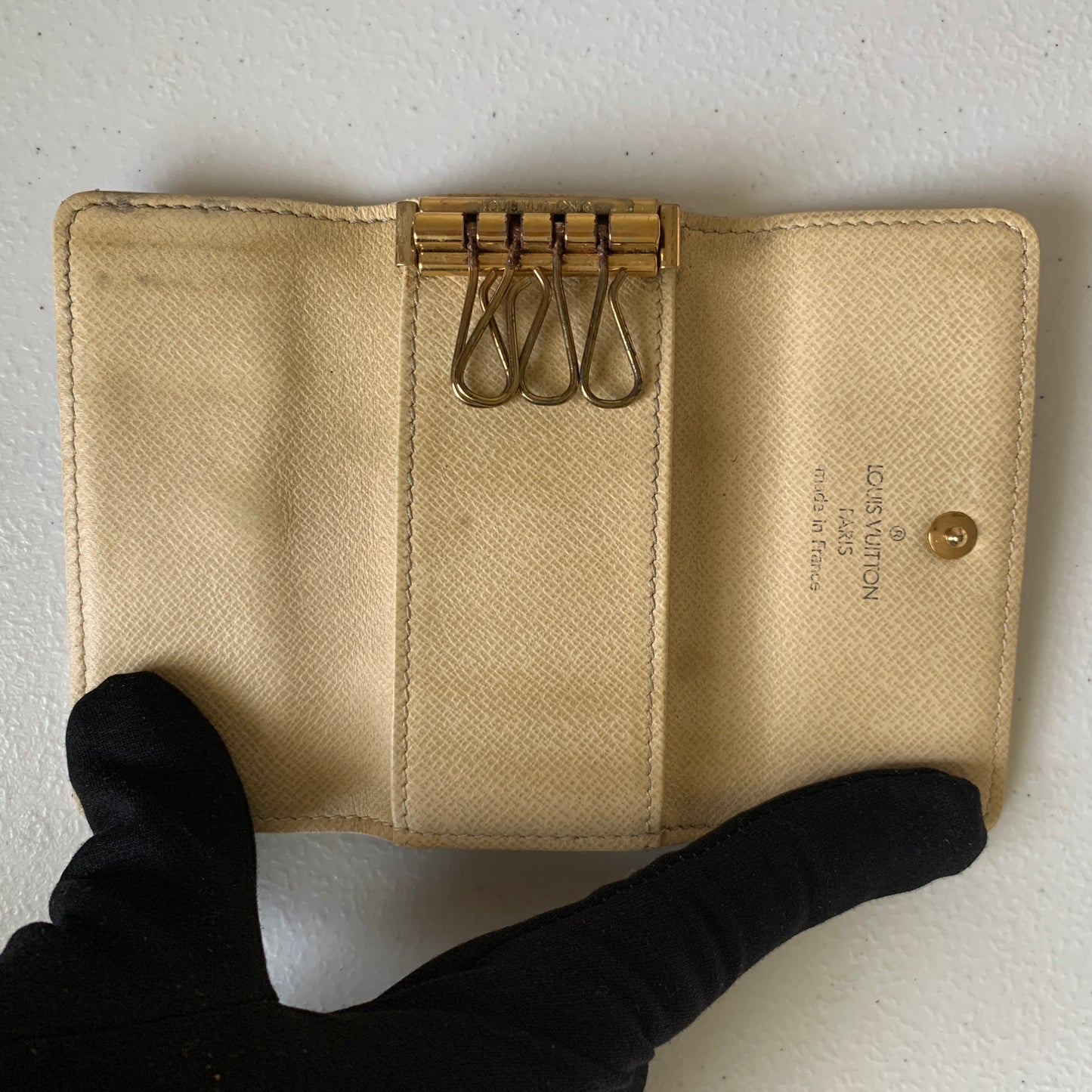 Louis Vuitton damier azure key holder CT1068 authentic with COA