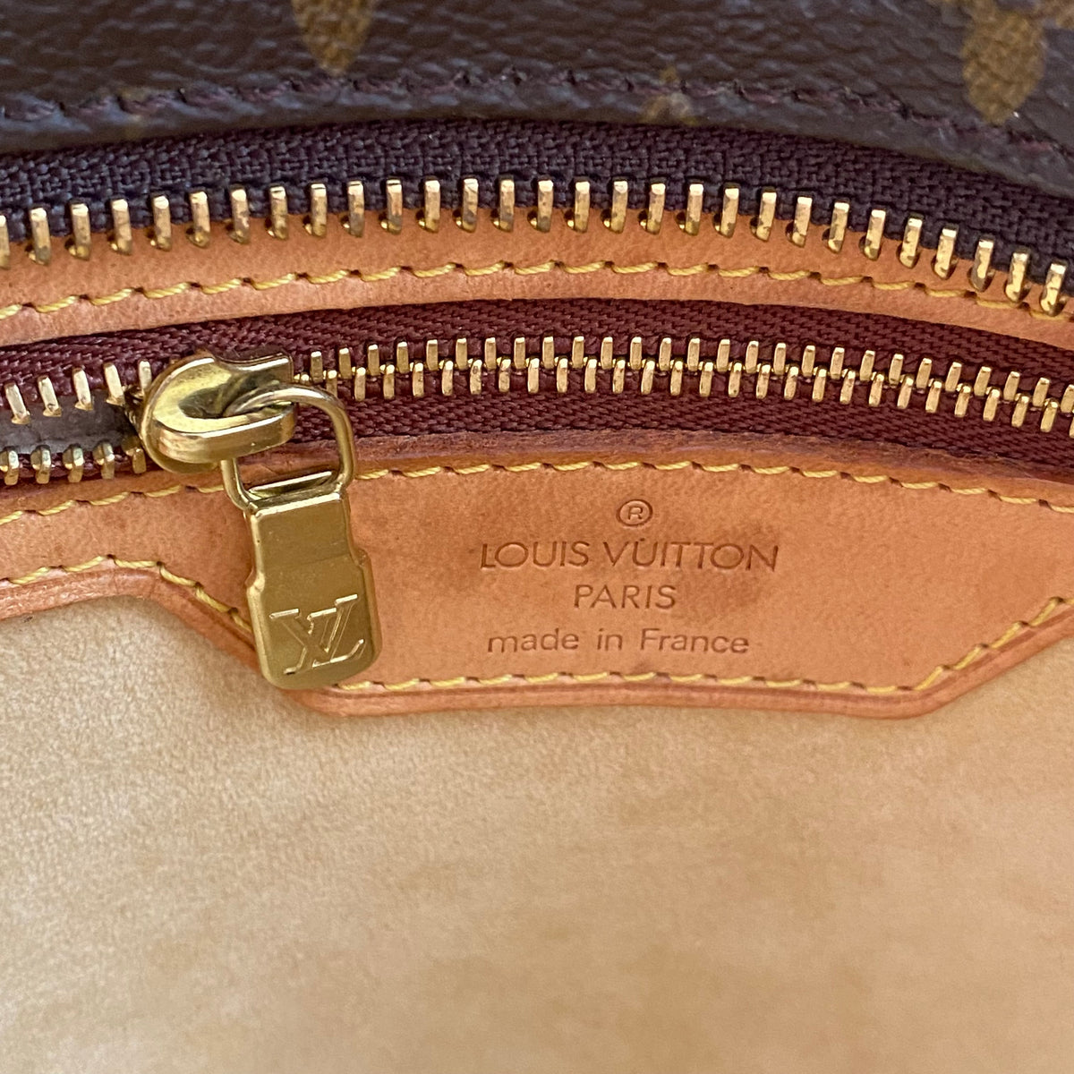 Louis Vuitton monogram luco SR0010 tote bag Authentic with COA 18x11.6x4.2