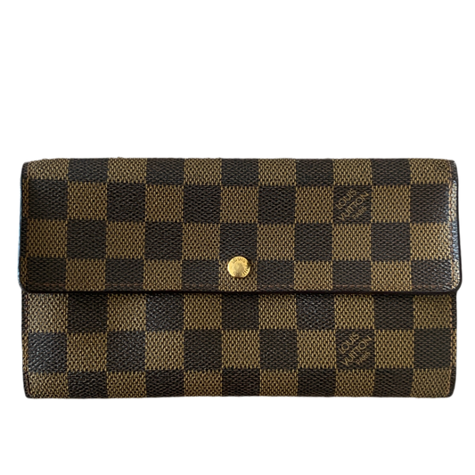 Authentic Louis Vuitton women’s damier Sarah long wallet