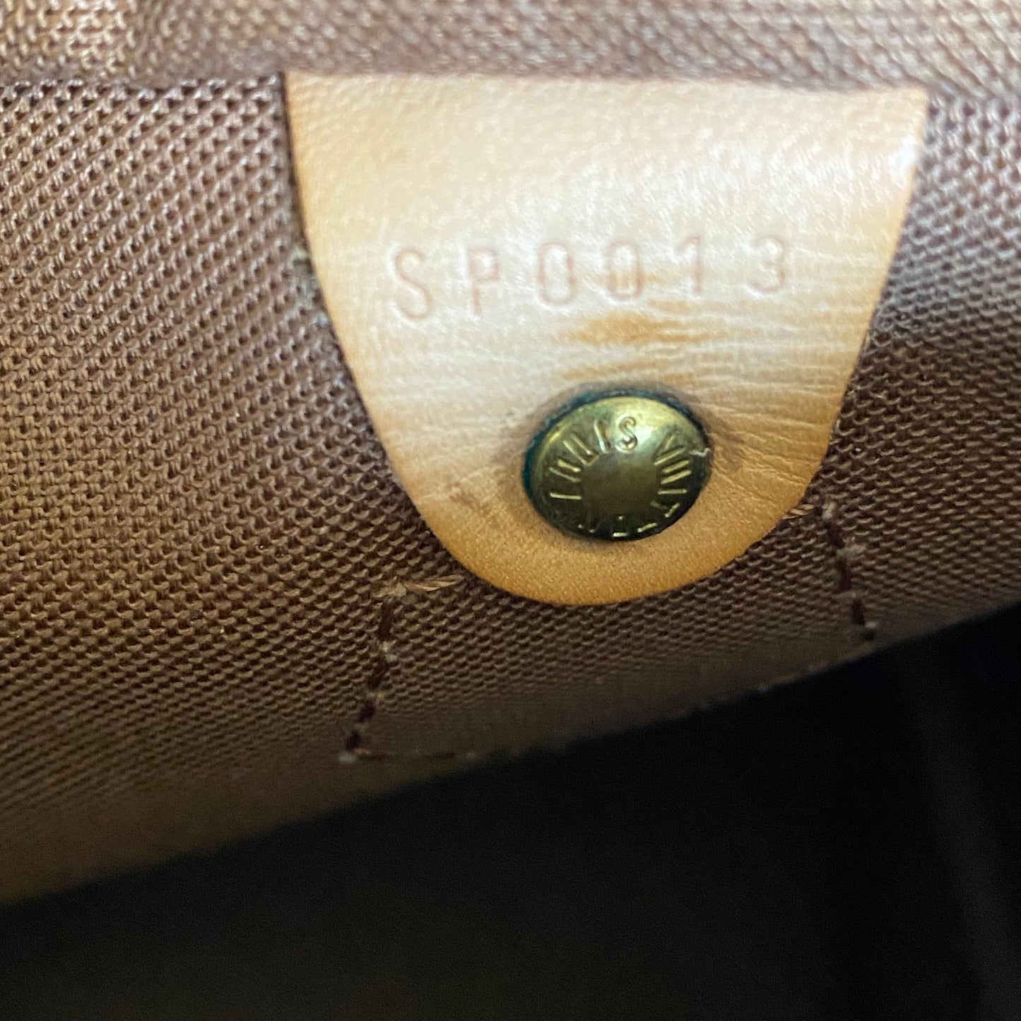 Louis Vuitton monogram speedy 25 handbag SP0013 Authentic with coa