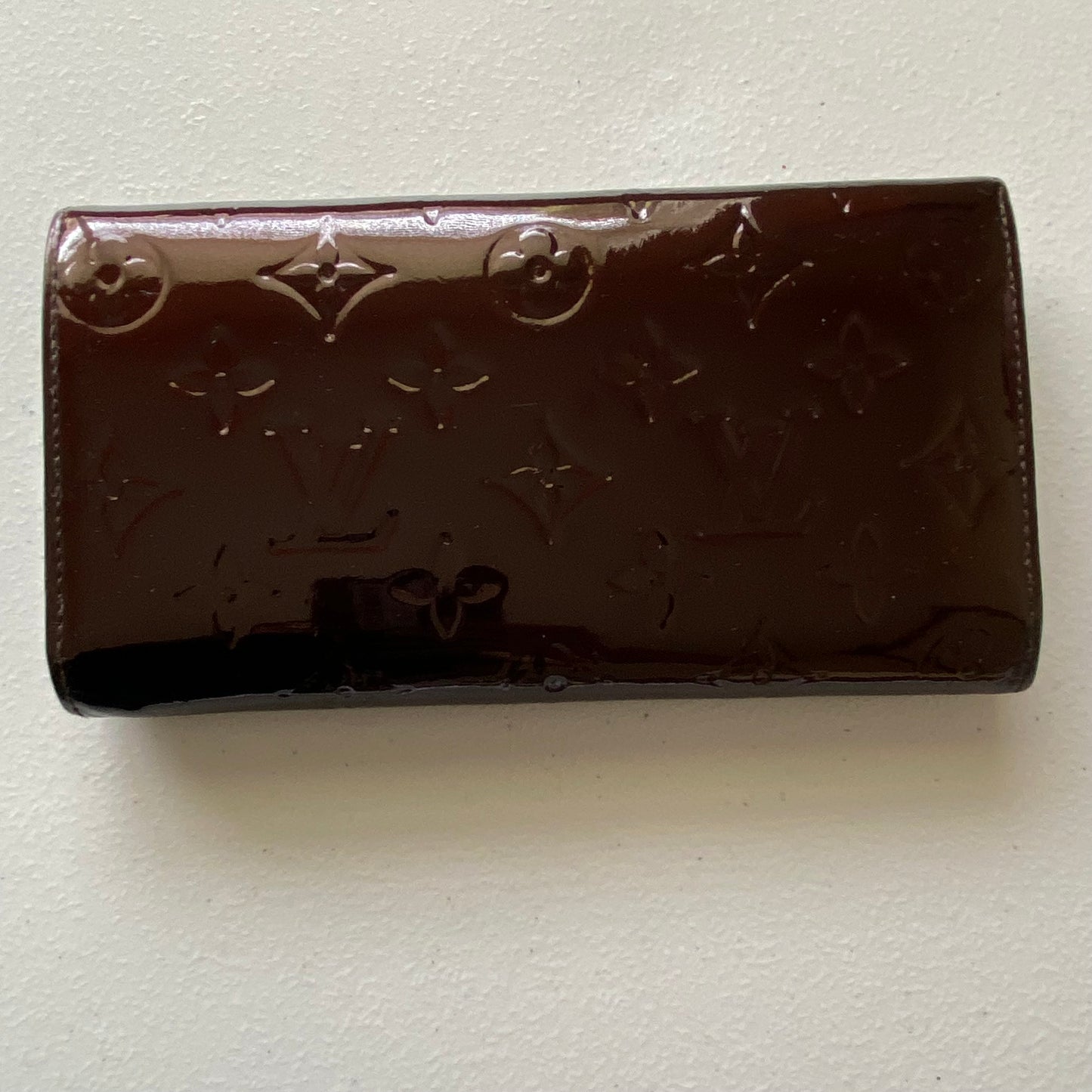 Louis Vuitton vernis long wallet TH2069 authentic with coa