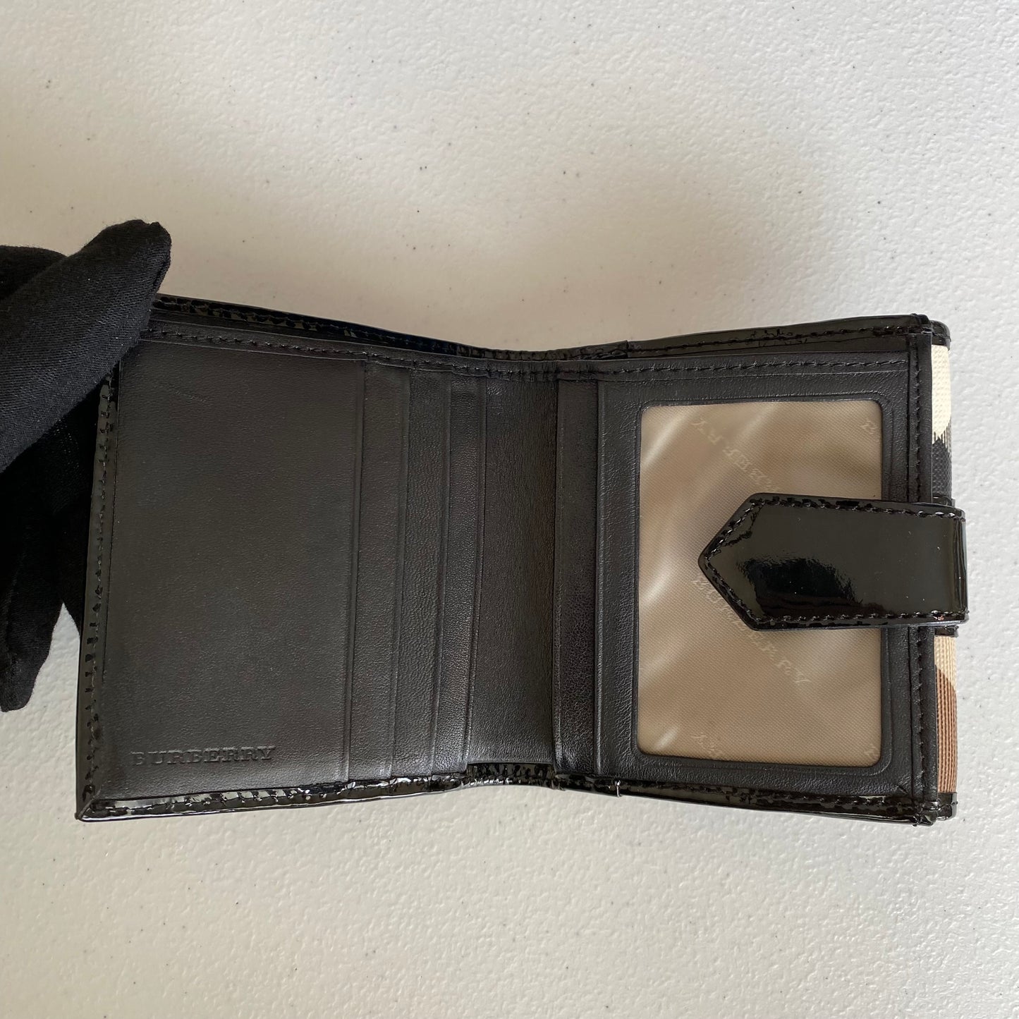 Burberry nuova check black leather compact wallet authentic with coa