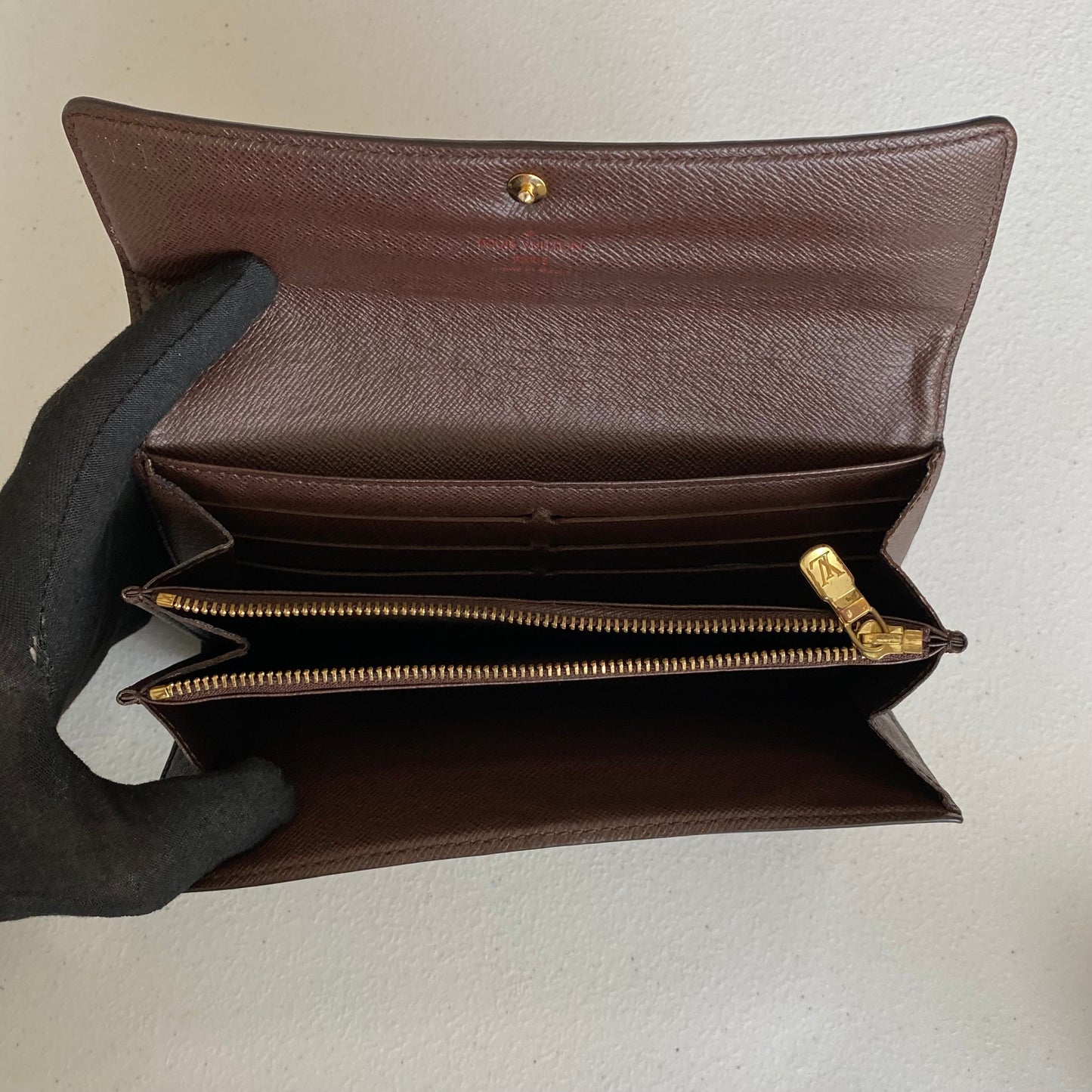 Louis Vuitton damier long wallet ca3181 authentic with coa