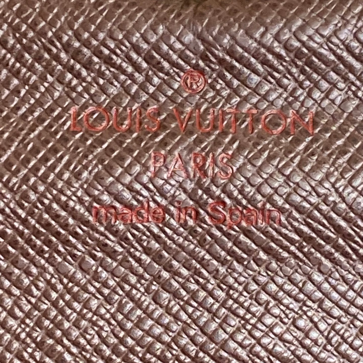Louis Vuitton damier long wallet ca3181 authentic with coa