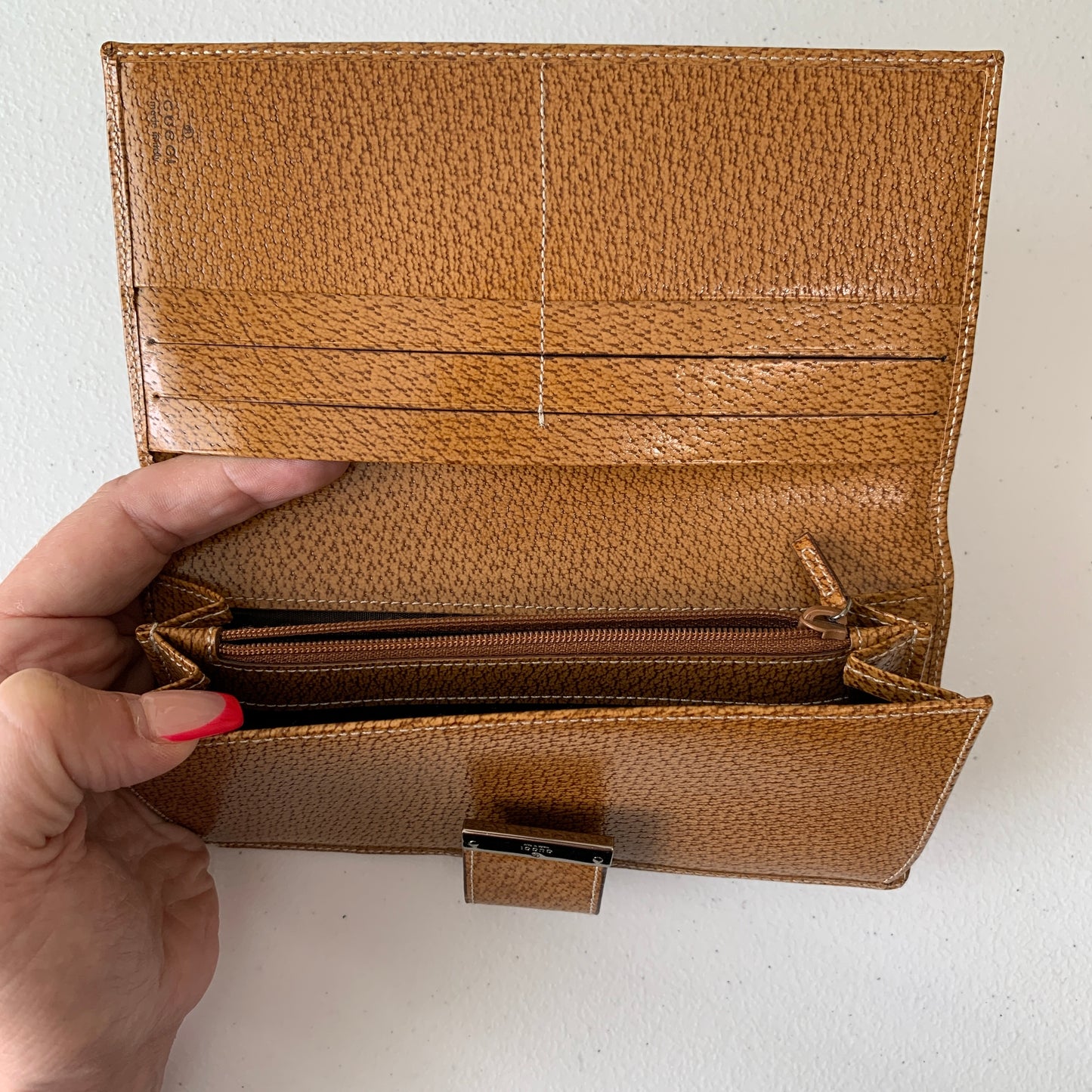 Gucci monogram women’s long wallet 7.5 x3.8” authentic with COA