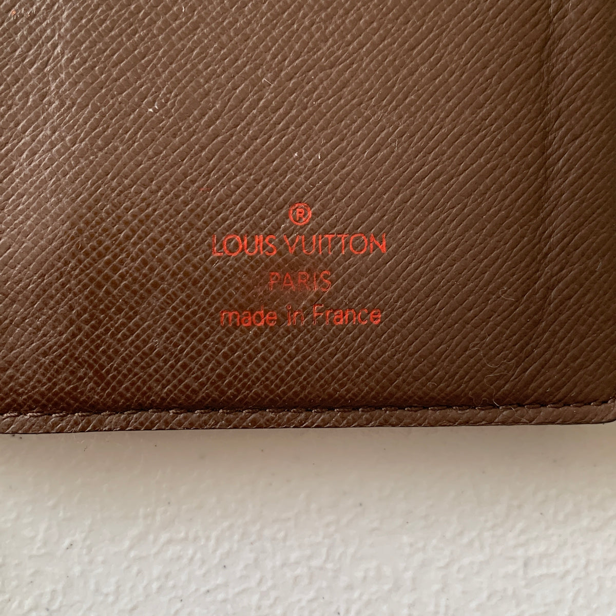 Louis Vuitton damier brazza wallet MI0026 Authentic with COA 7x3.8