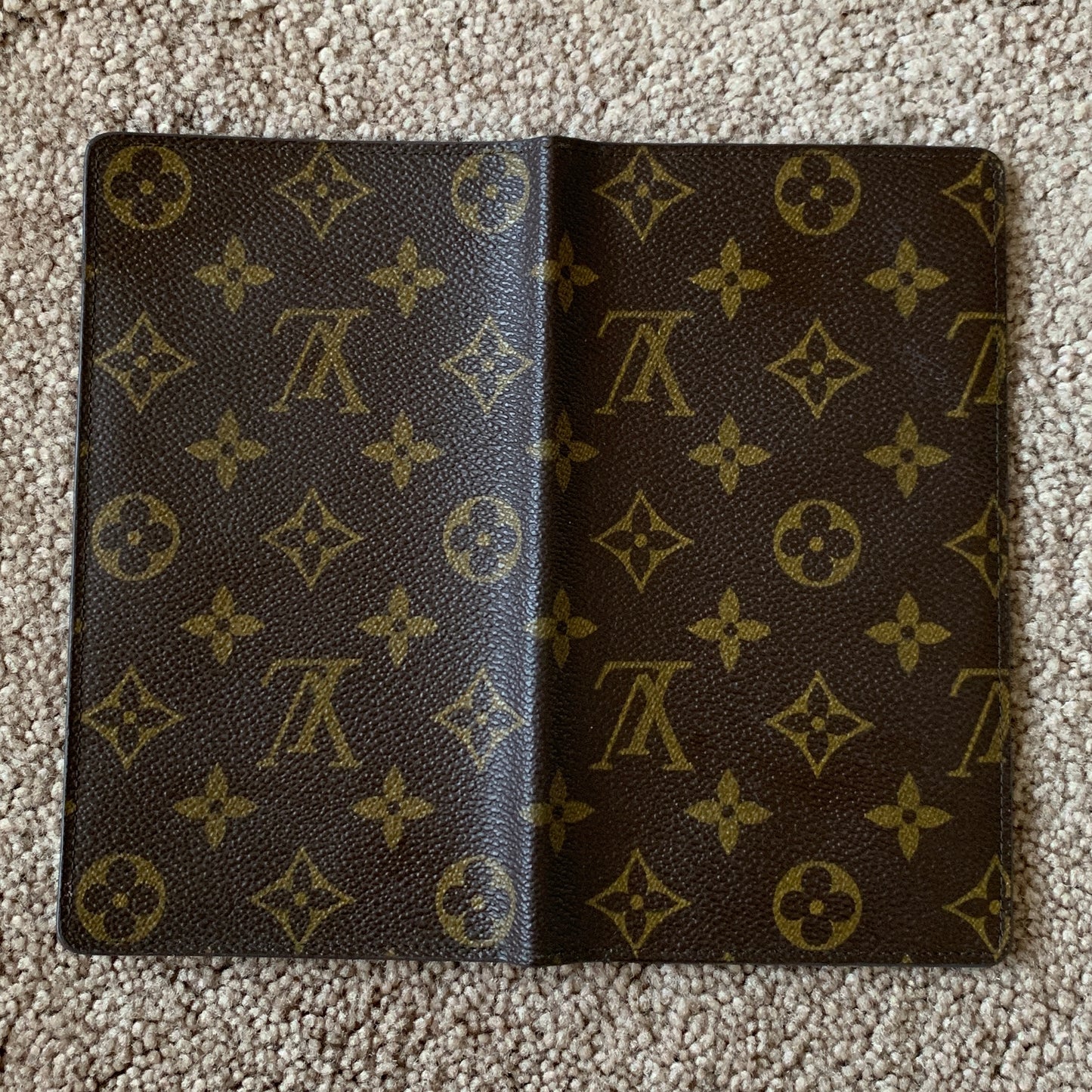 Authentic Louis Vuitton unisex monogram long card holder wallet