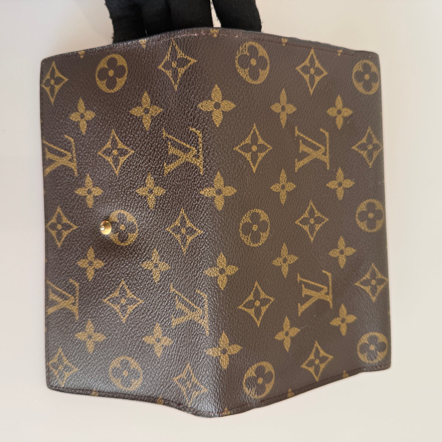 Louis Vuitton monogram sarah long wallet authentic with COA TH0927 women’s