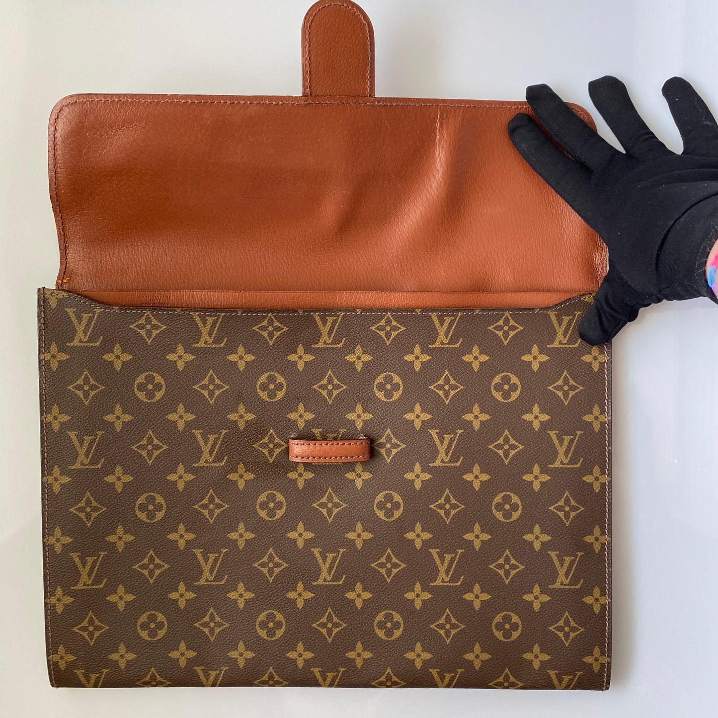 Louis Vuitton vintage monogram document laptop clutch bag authentic with COA 14.8x11.2