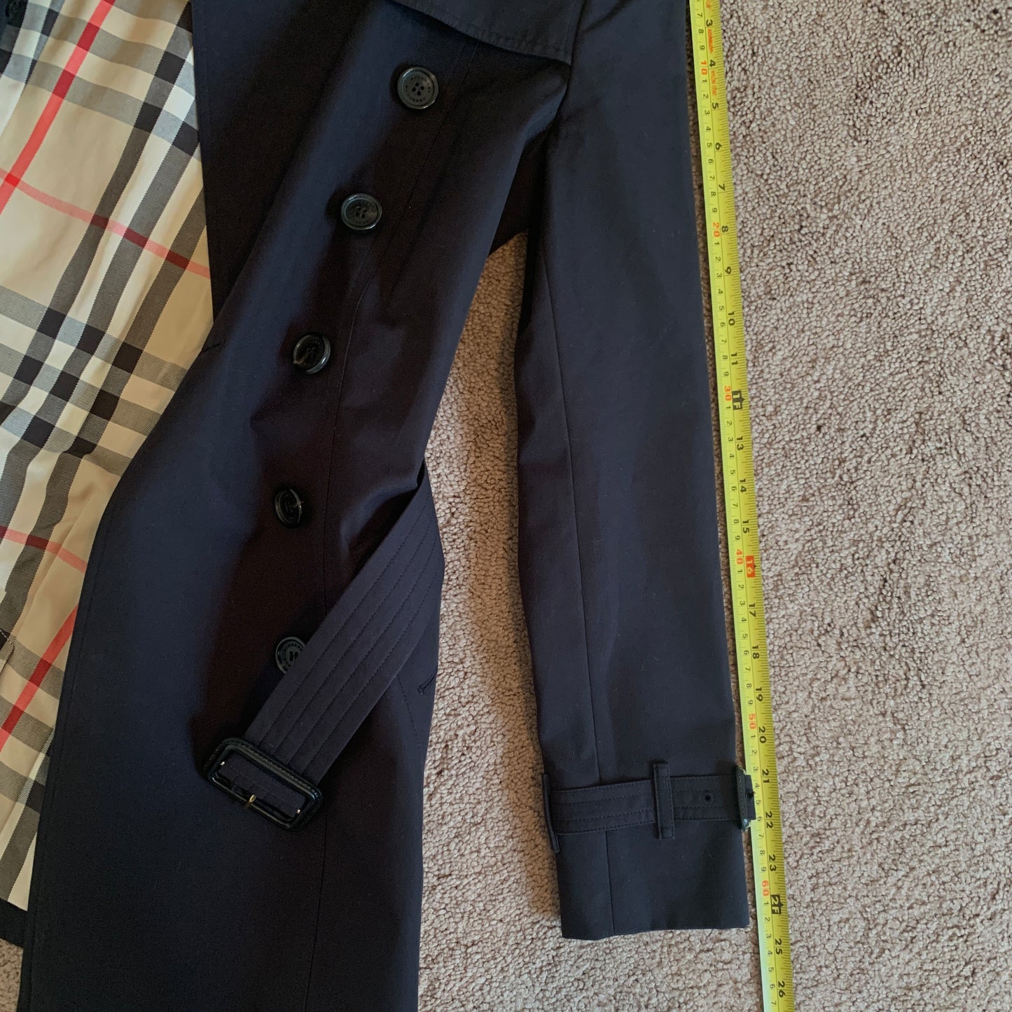 Authentic Burberry women’s trench coat never worn