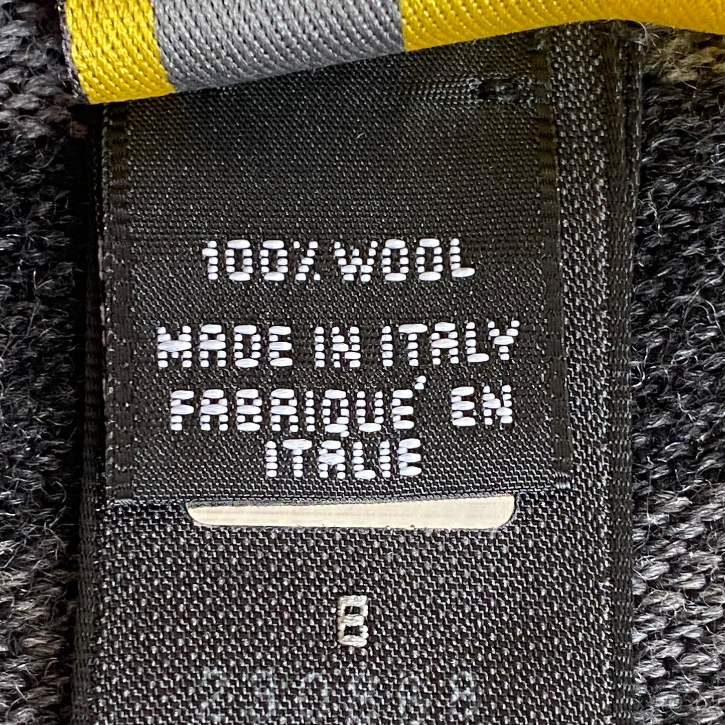 Fendi pure wool FF logoscarf authentic with coa 76 inch length 5.7 inch width