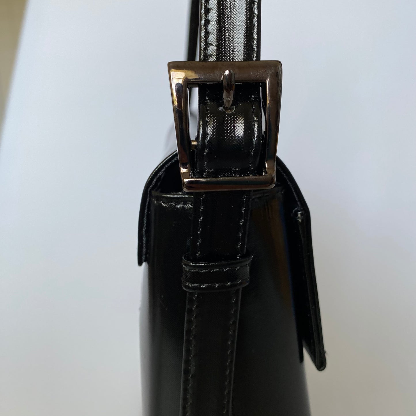 Givenchy vintage 4 G black leather shoulder bag Authentic with COA