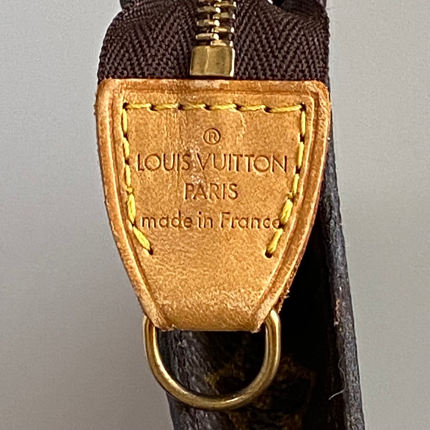 Louis Vuitton monogram accessory pouch VI1907 authentic with coa