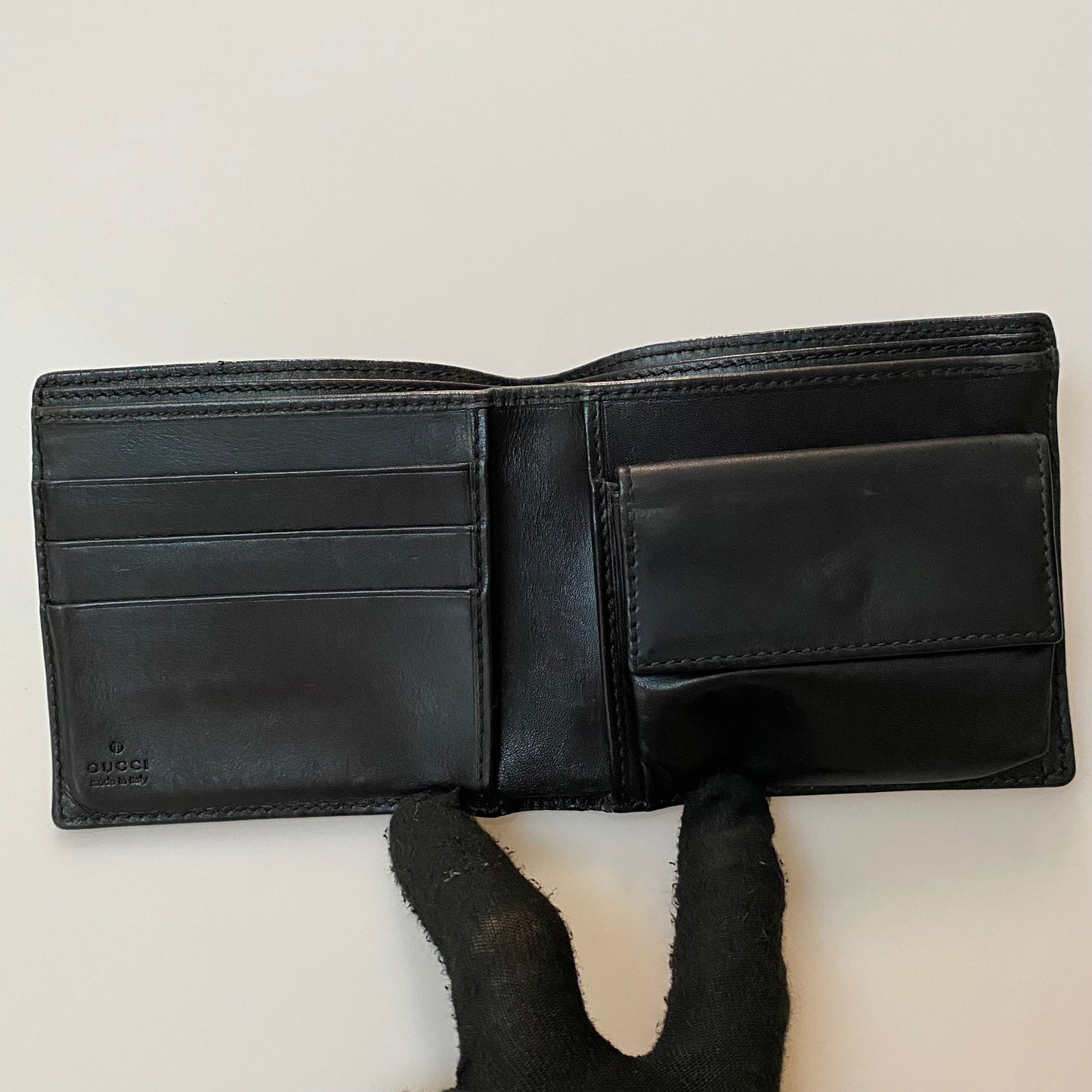 Gucci GG monogram men’s bifold black leather wallet Authentic with COA