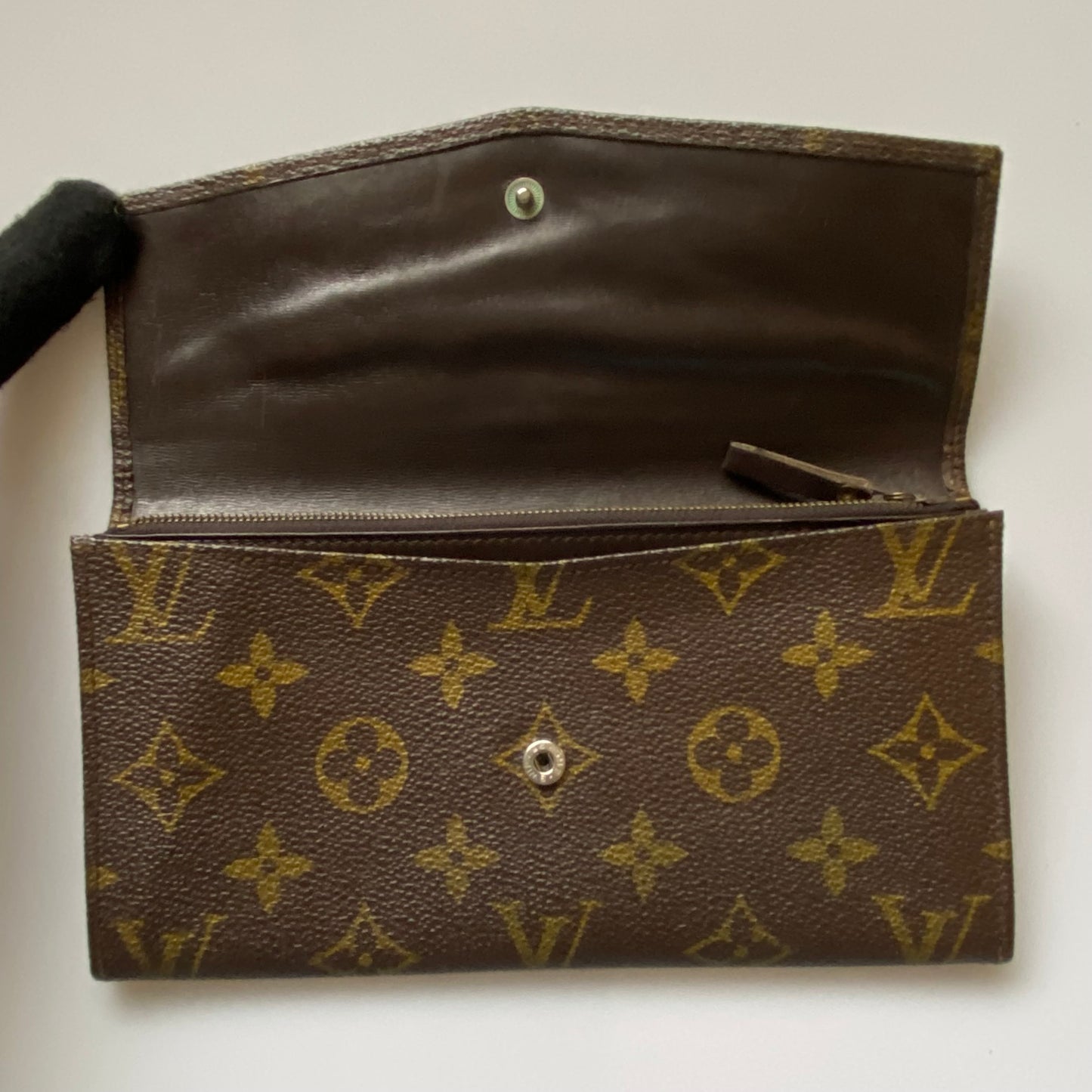 Louis Vuitton monogram long wallet 821 Authentic with COA