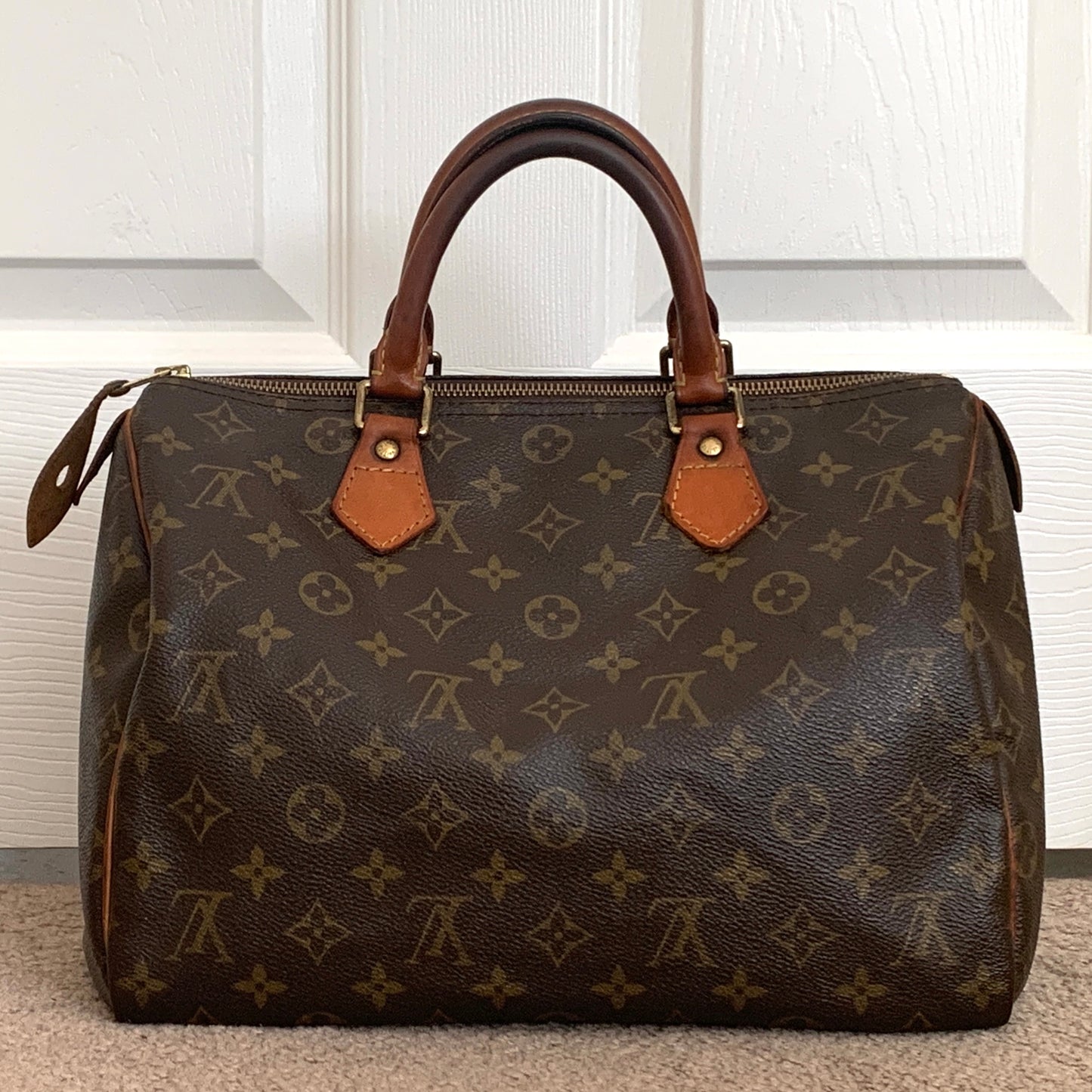 Authentic Louis Vuitton vintage speedy 30 handbag
