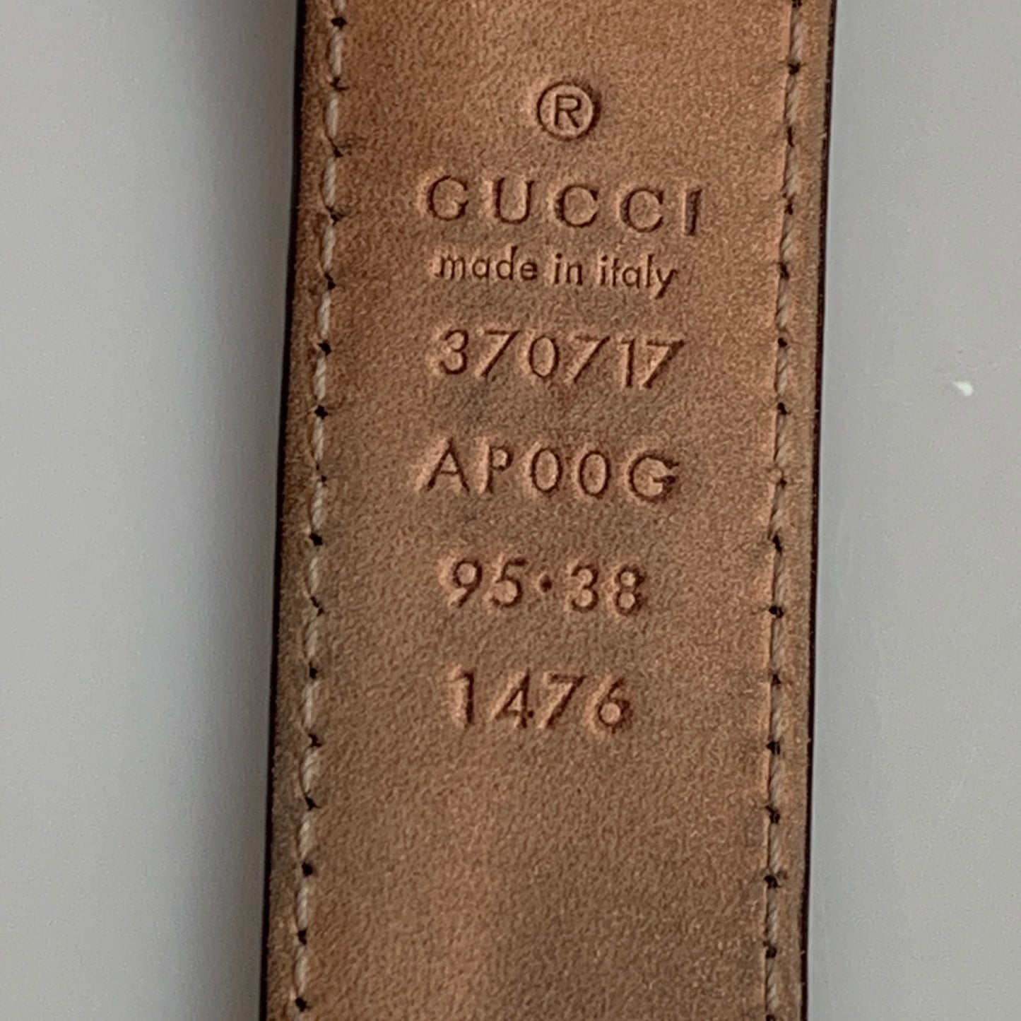 Gucci Black leather Belt authentic with COA size 95cm 38”