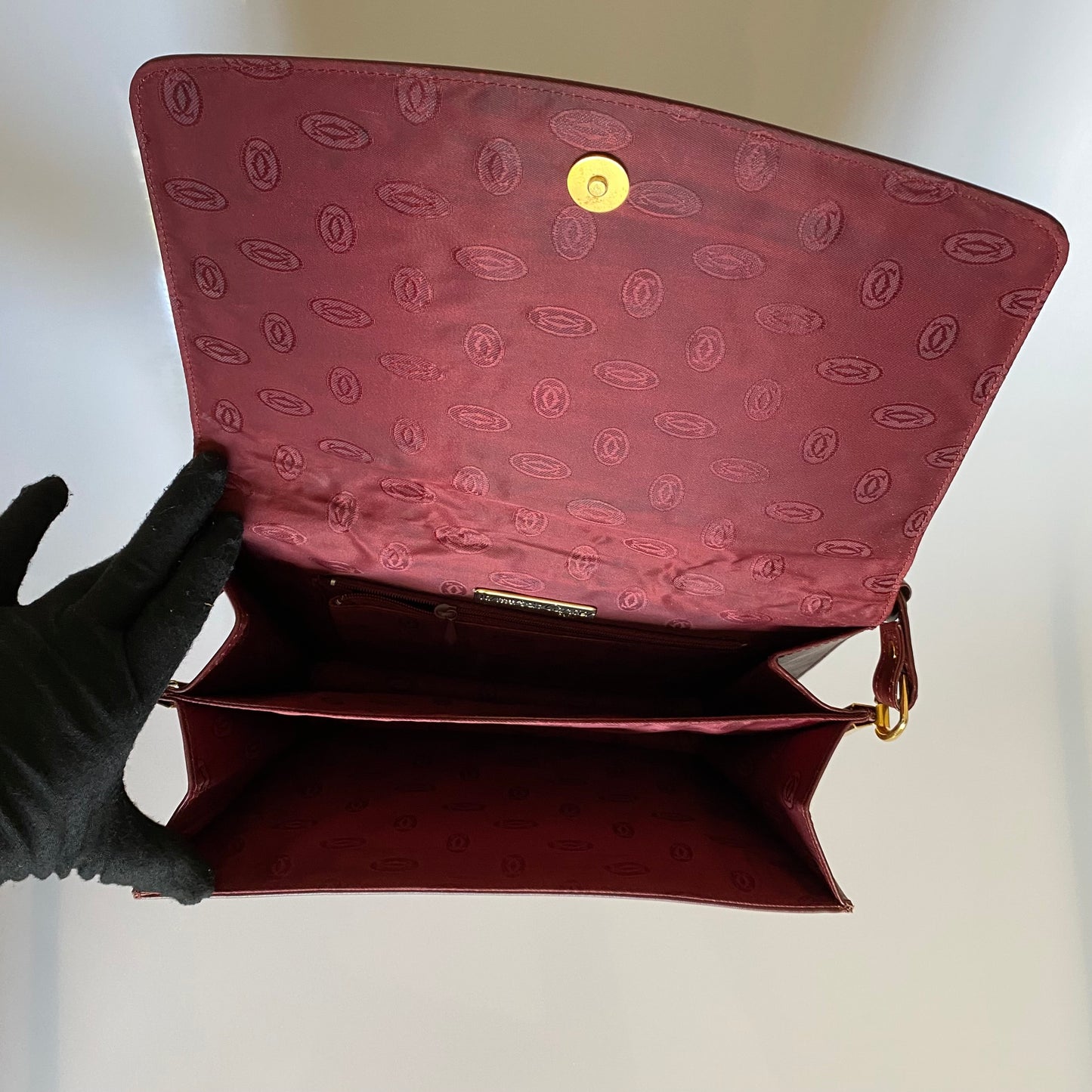 Cartier burgundy leather adjustable shoulder handbag Authentic with coa
