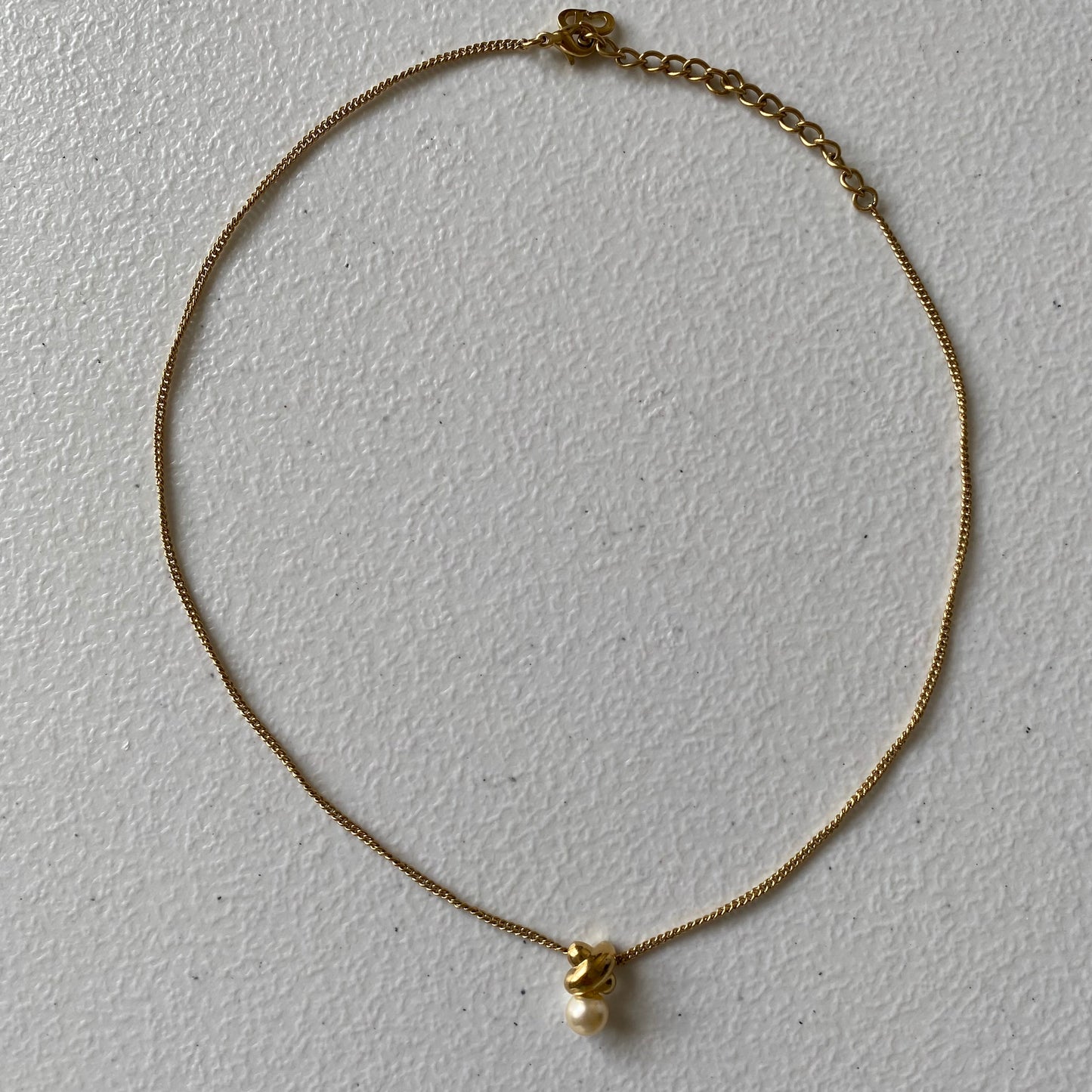 Dior gold plated pearl pendant Necklace Authentic with coa
