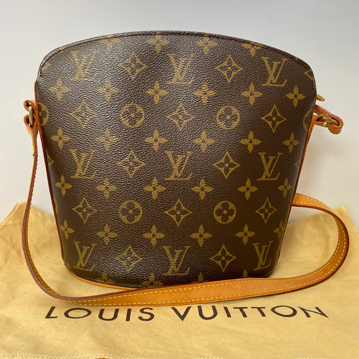 Louis Vuitton monogram crossbody bag LM0096 Authentic with COA 9.7x8.6x4.1
