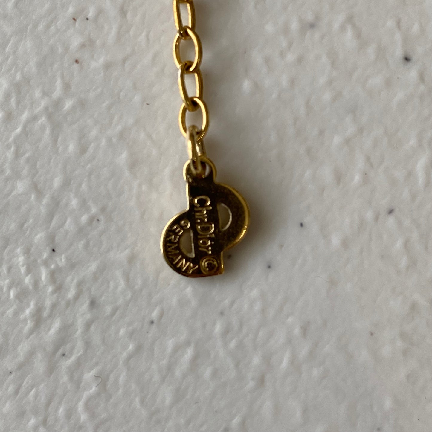 Dior gold plated Necklace with logo Pendant Authentic with coa