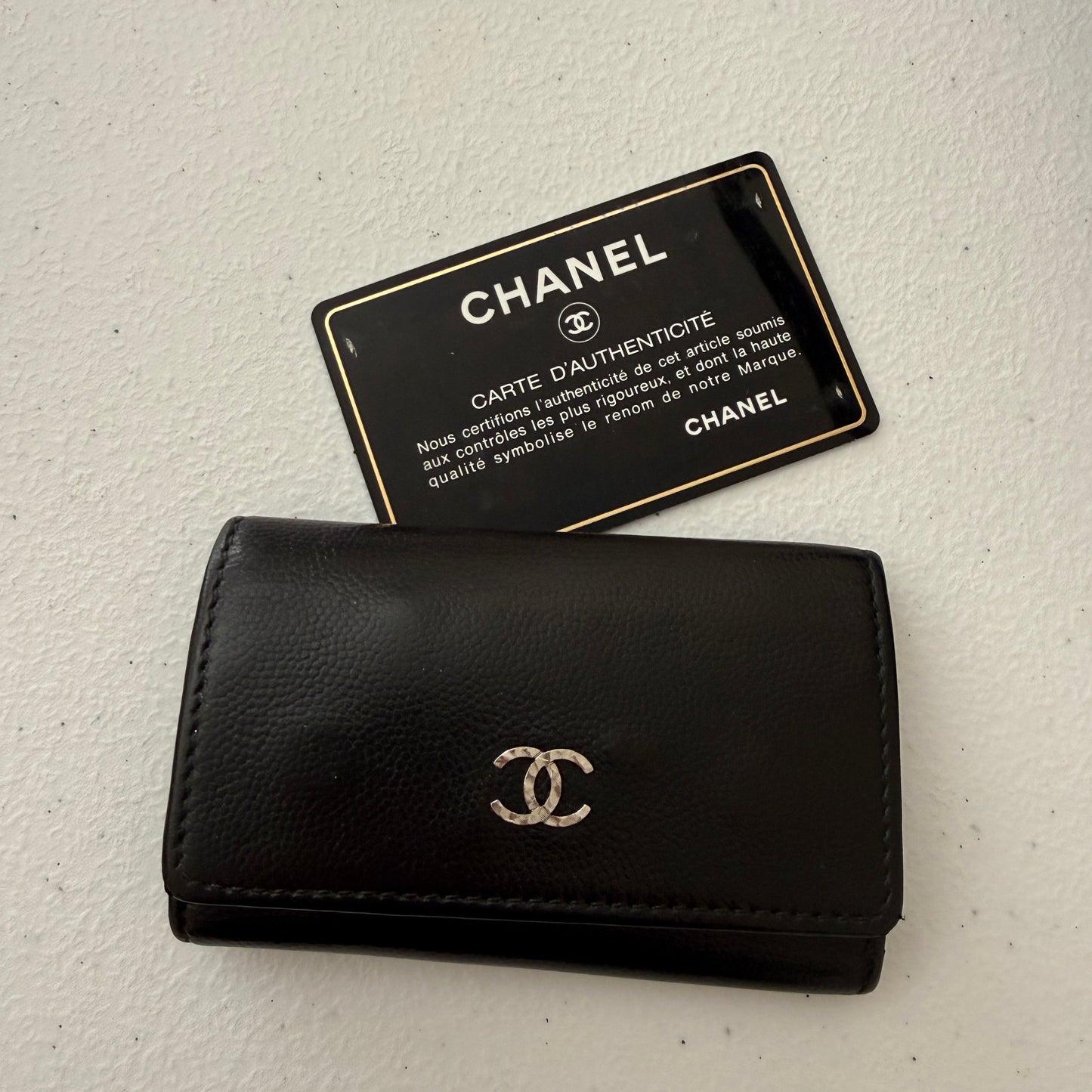 Chanel cc mark Black caviar Leather 6 ring key holder authentic with COA and guarantee card
