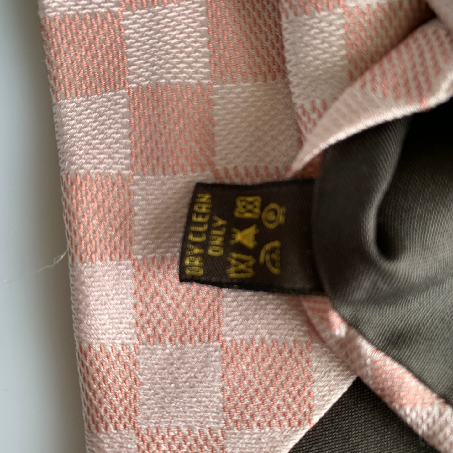 Louis Vuitton pink damier silk Tie authentic with COA