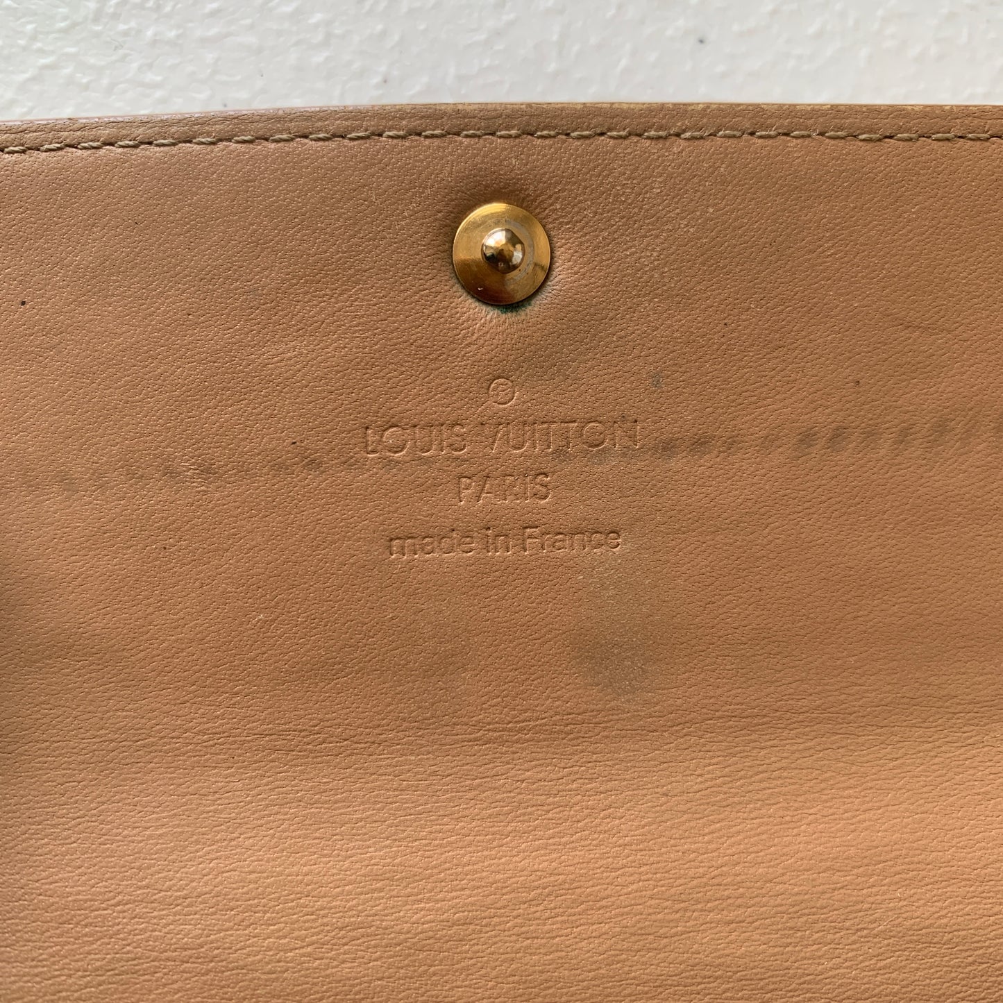 Louis Vuitton beige vernis long wallet TH0046 Authentic with COA