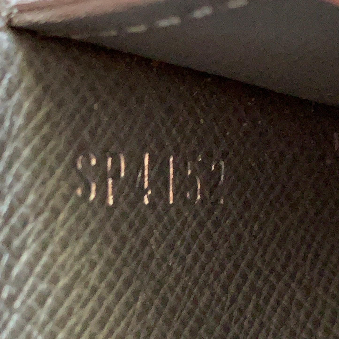 Louis Vuitton taiga men’s bifold leather wallet SP4152 authentic with COA