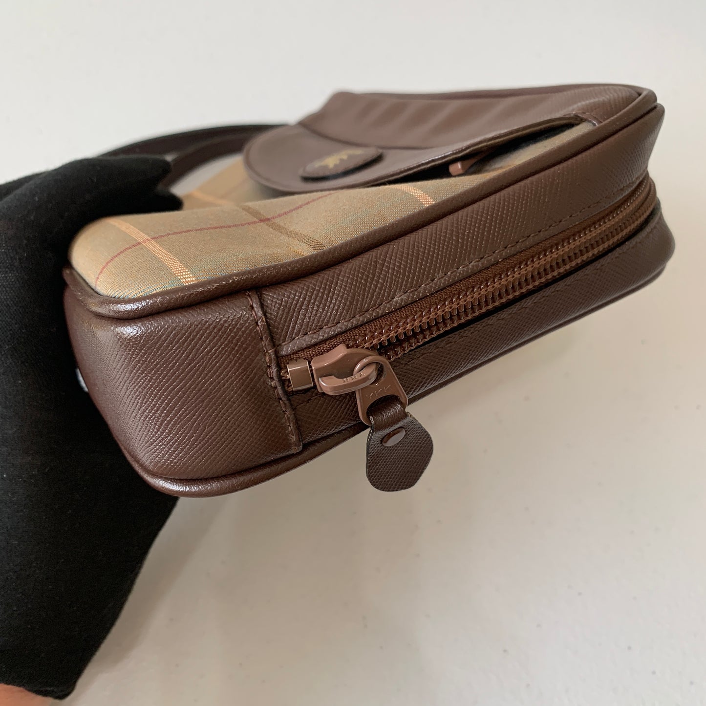Burberry vintage unisex wristlet bag authentic with COA
