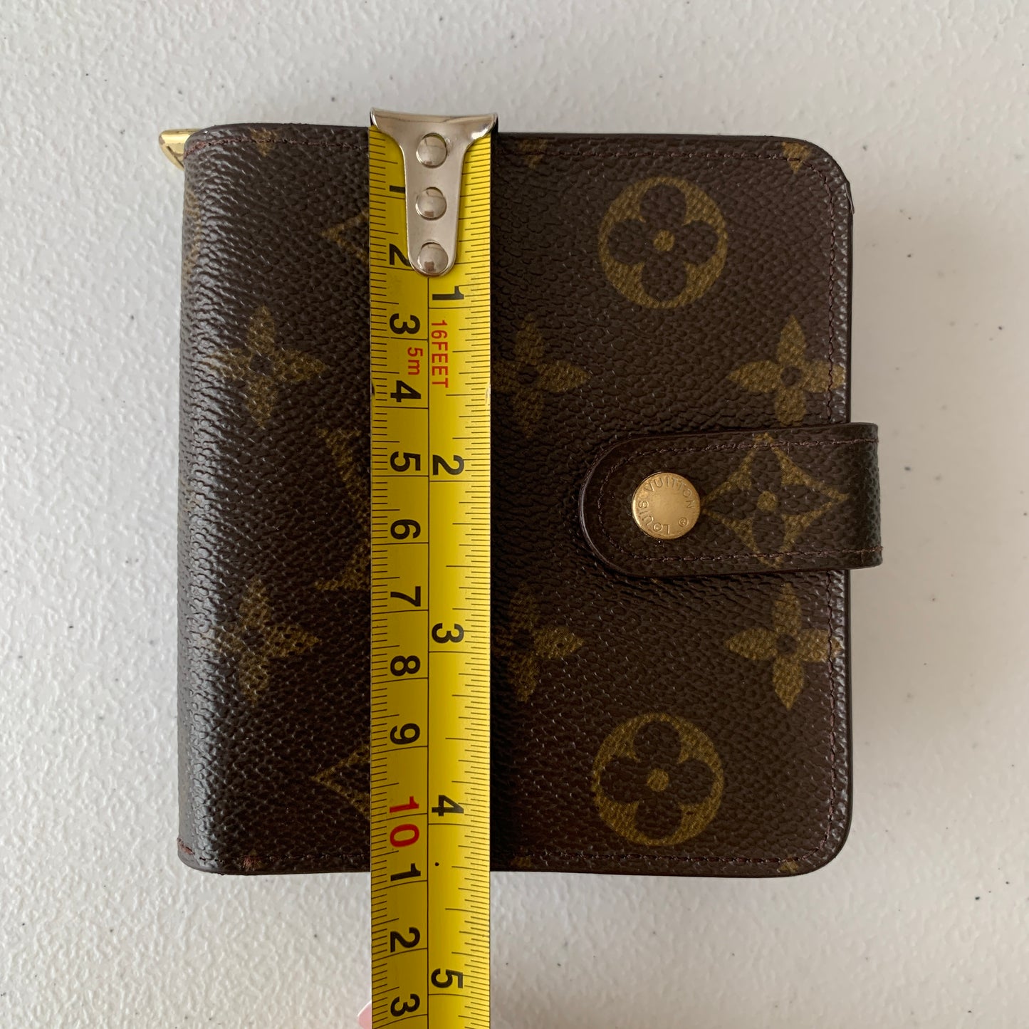 Louis Vuitton monogram compact Wallet Authentic MI0031 with COA