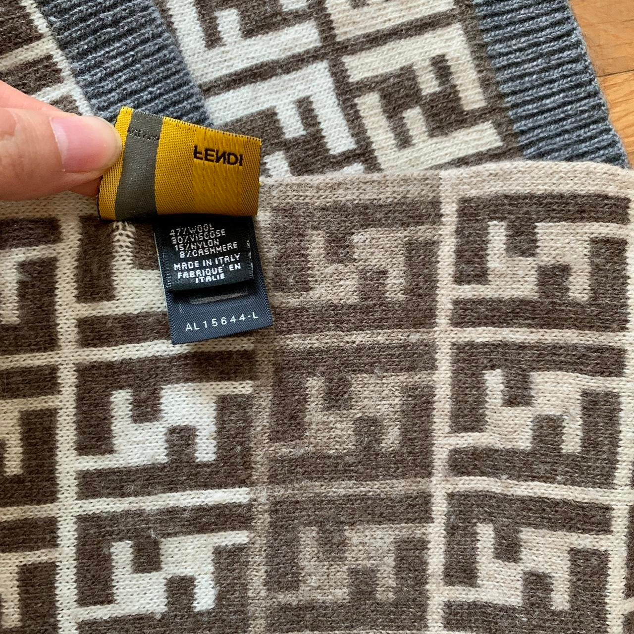 Authentic Fendi monogram women’s wool and cashmere scarf