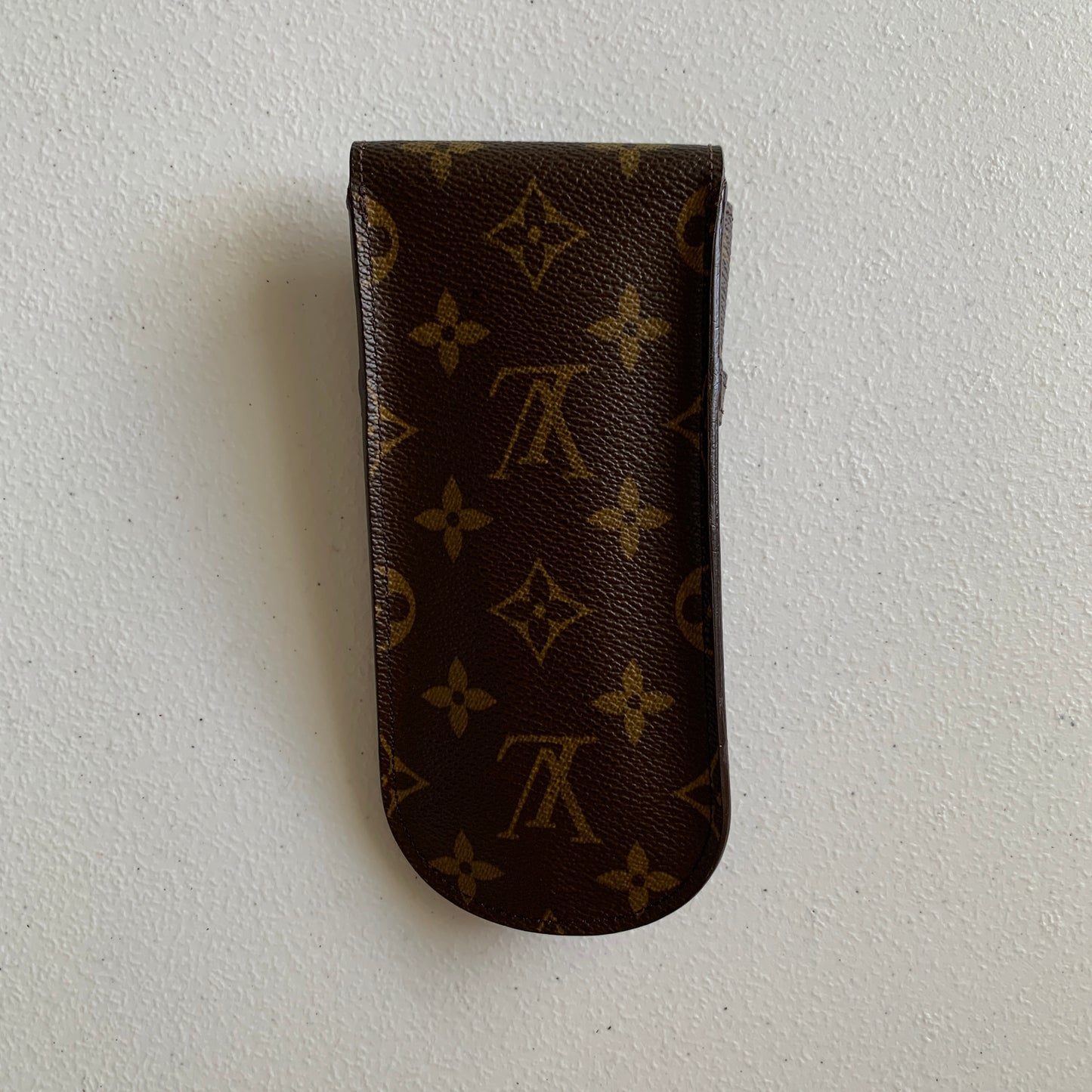 Louis Vuitton monogram pen eyeglasses holder SN0014 authentic with COA 7x3.2
