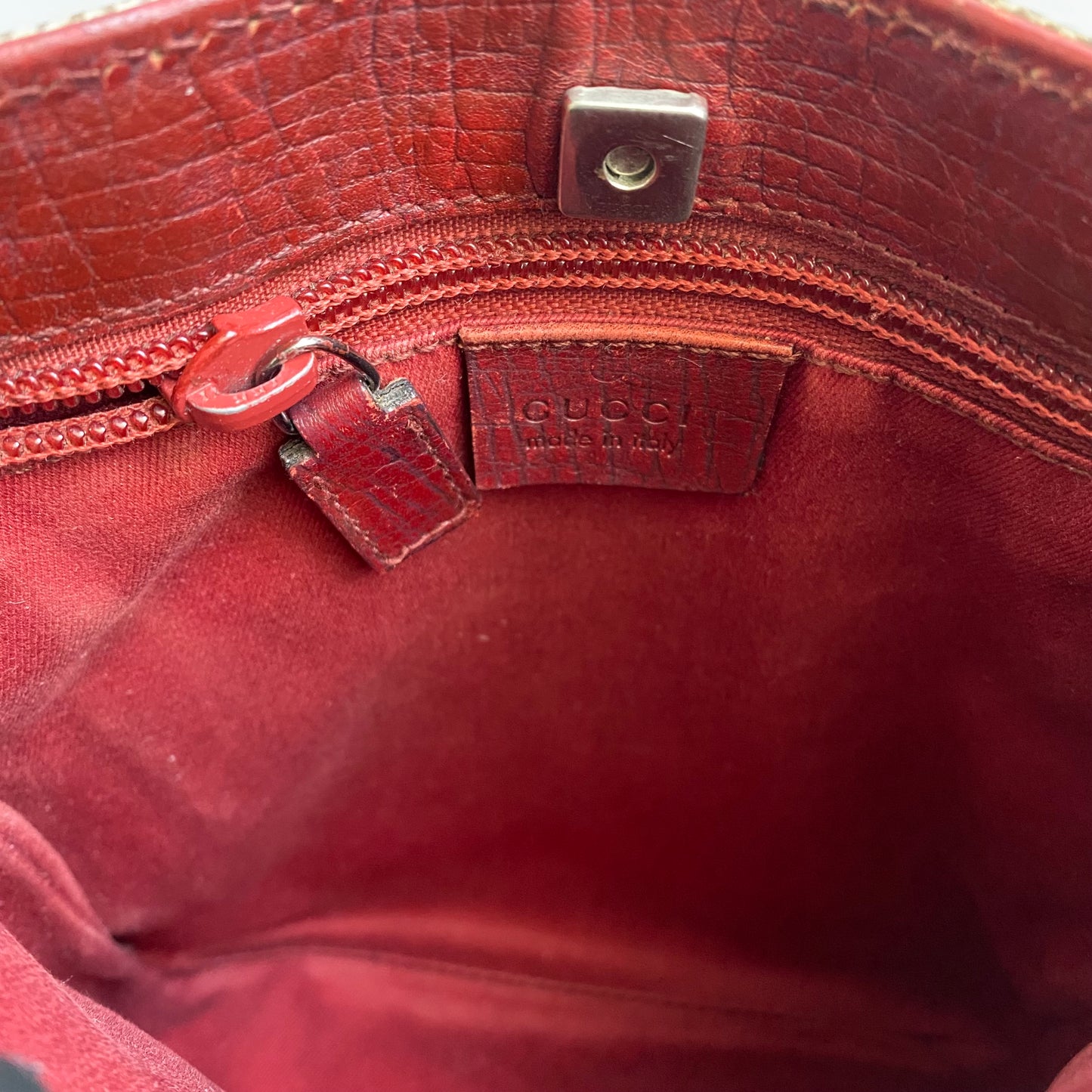Gucci GG supreme tote bag authentic with coa