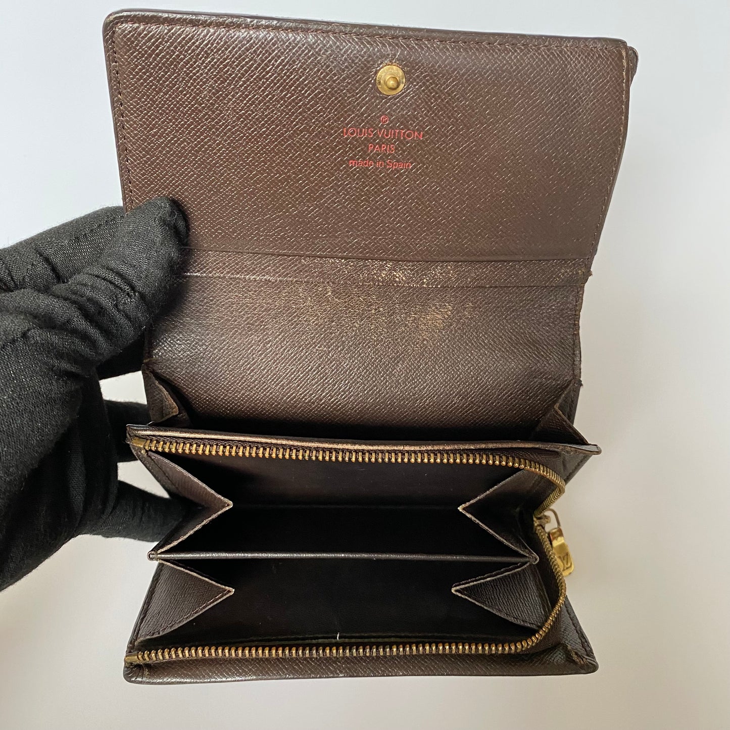 Louis Vuitton damier wallet CA1001 Authentic with COA