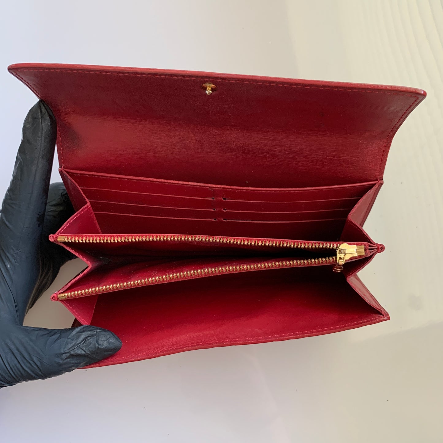 Louis Vuitton red Vernis monogram long wallet th2047 authentic with COA
