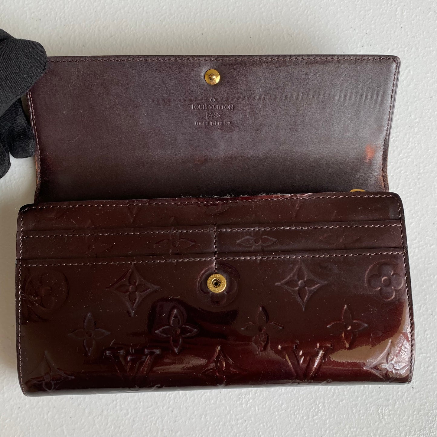 Louis Vuitton long vernis wallet th2069 authentic with coa