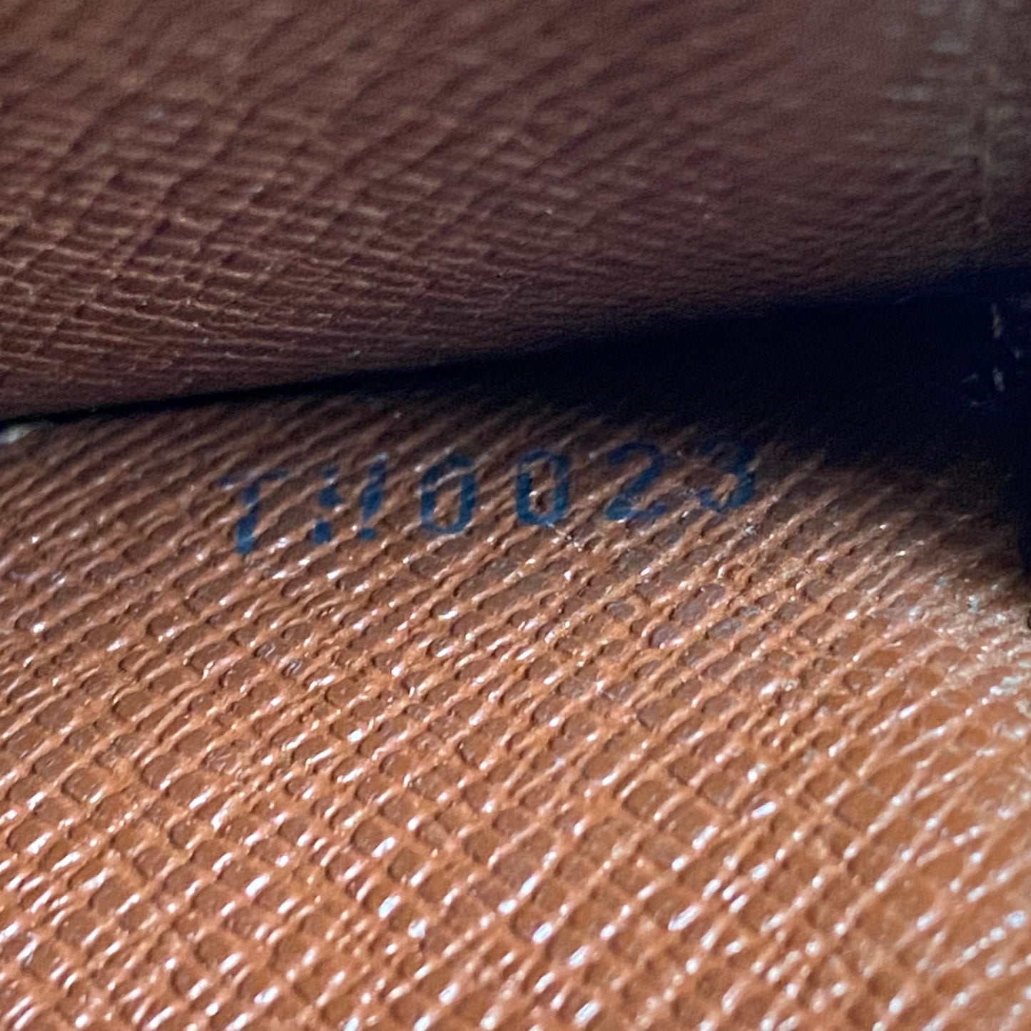 Louis Vuitton monogram long wallet TH0023 Authentic with COA