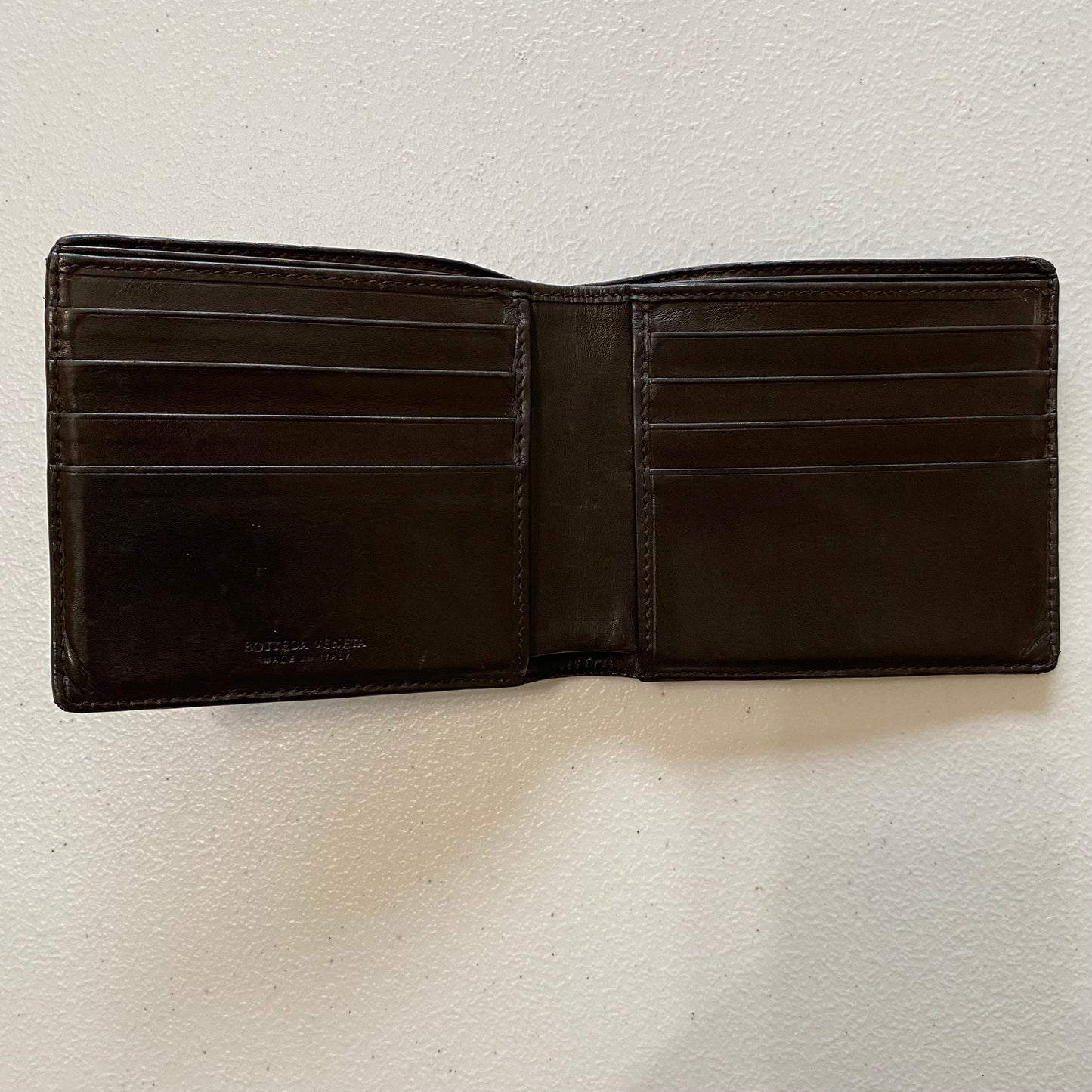 BOTTEGA VENETA intrecciato men’s bifold dark brown leather wallet Authentic with coa 4.4x3.8