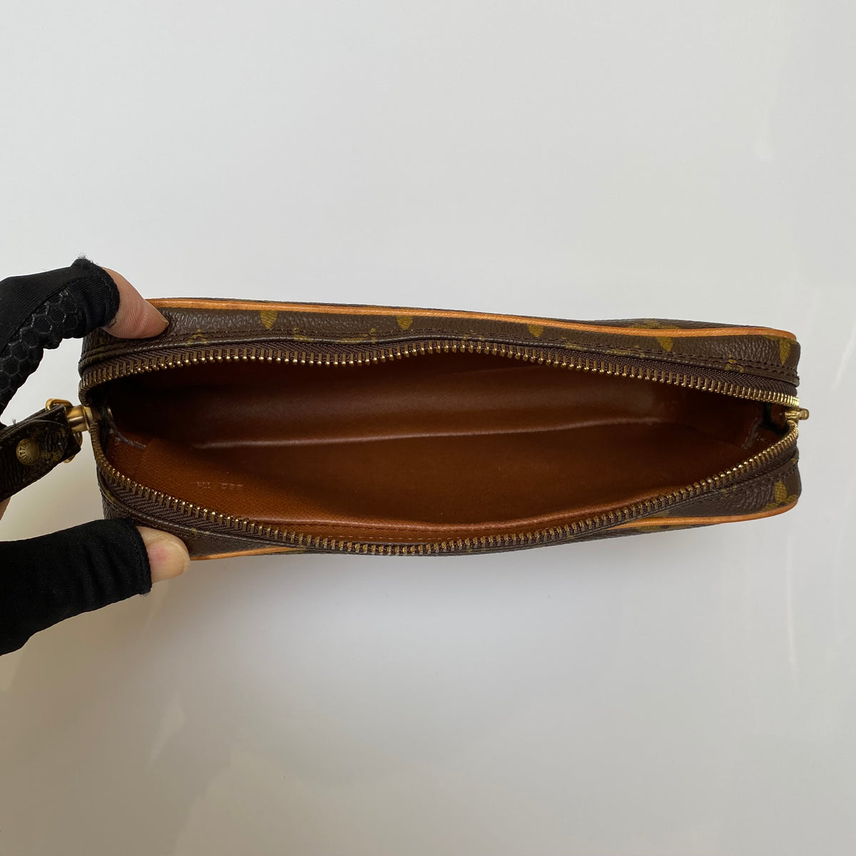 Louis Vuitton monogram wristlet clutch bag 882TH Marly Dragonne Authentic with COA 9x5.2x1.5